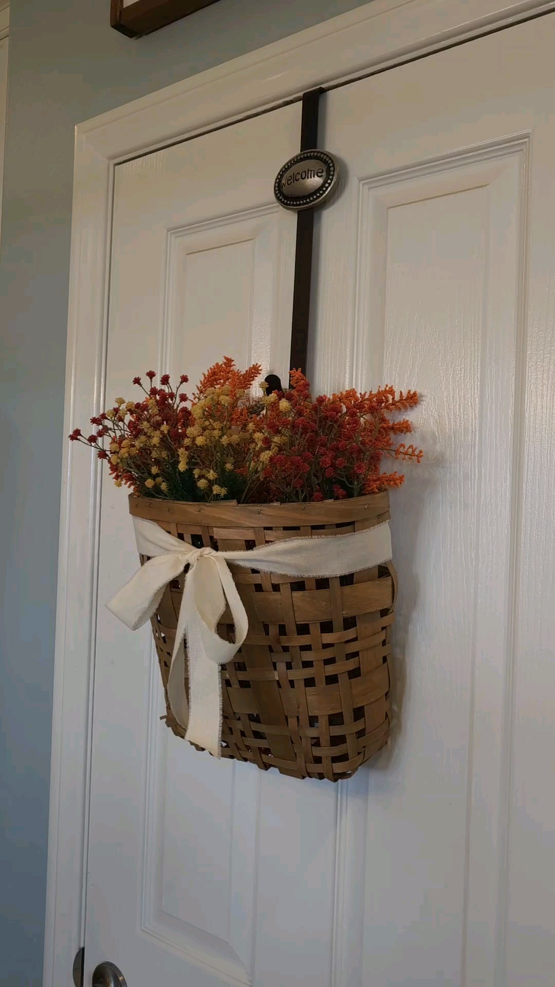 This basket is a beautiful way to display fall stems.
Fall decor/ Fall stems/ Fall display/ Autumn decor/ Kitchen Decor/ Cottage decor Baskets

#LTKFallSale #LTKSeasonal #LTKHome