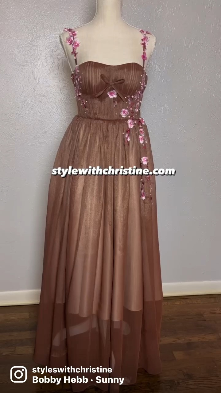 One of prom gown for you guys in holiday season !

#LTKSeasonal #LTKHalloween #LTKwedding