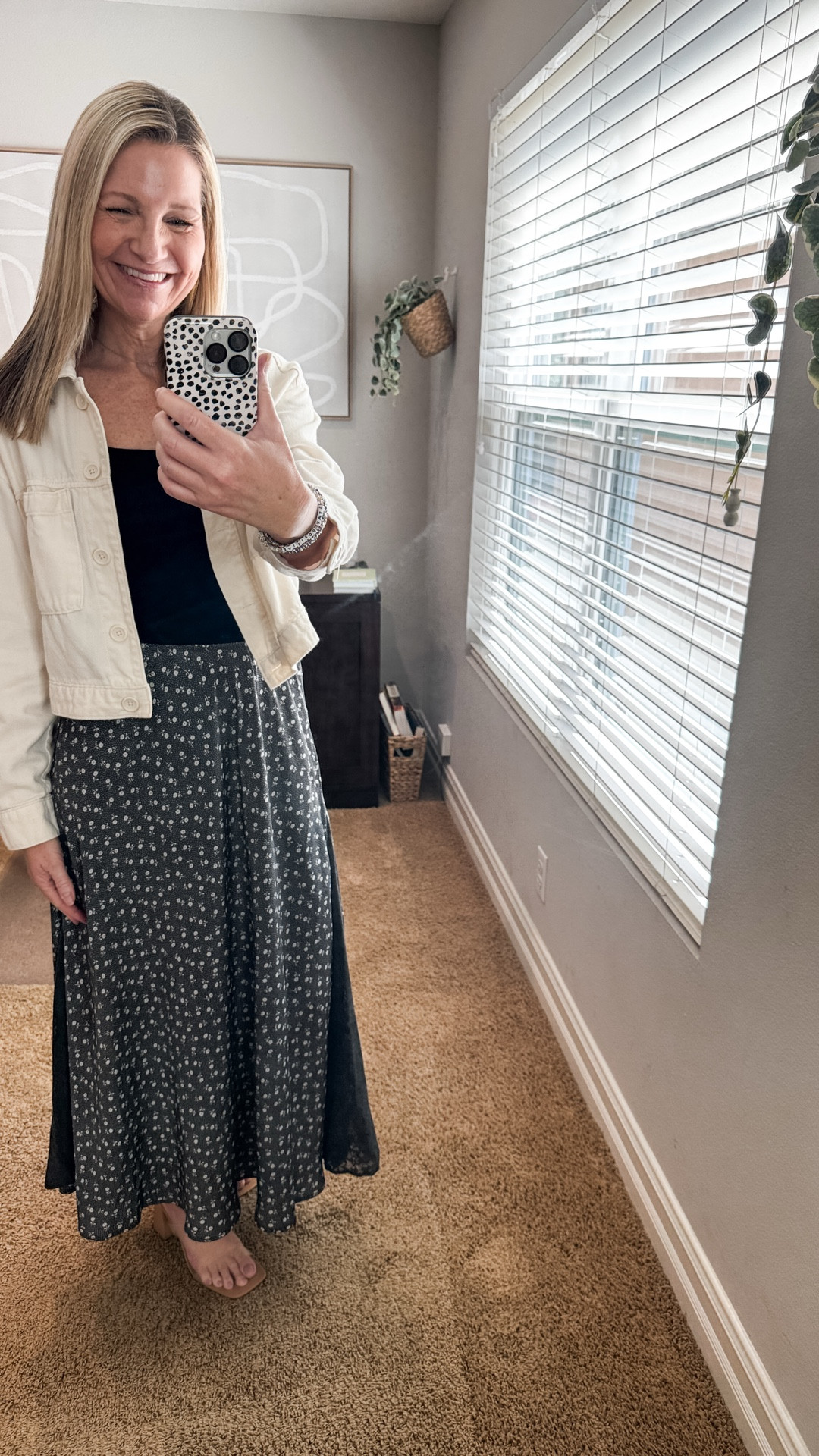 My Wednesday work from home outfit of the week with this Aerie maxi skirt and my cropped Old Navy jacket. 

#LTKWorkwear #LTKootd #LTKOver40