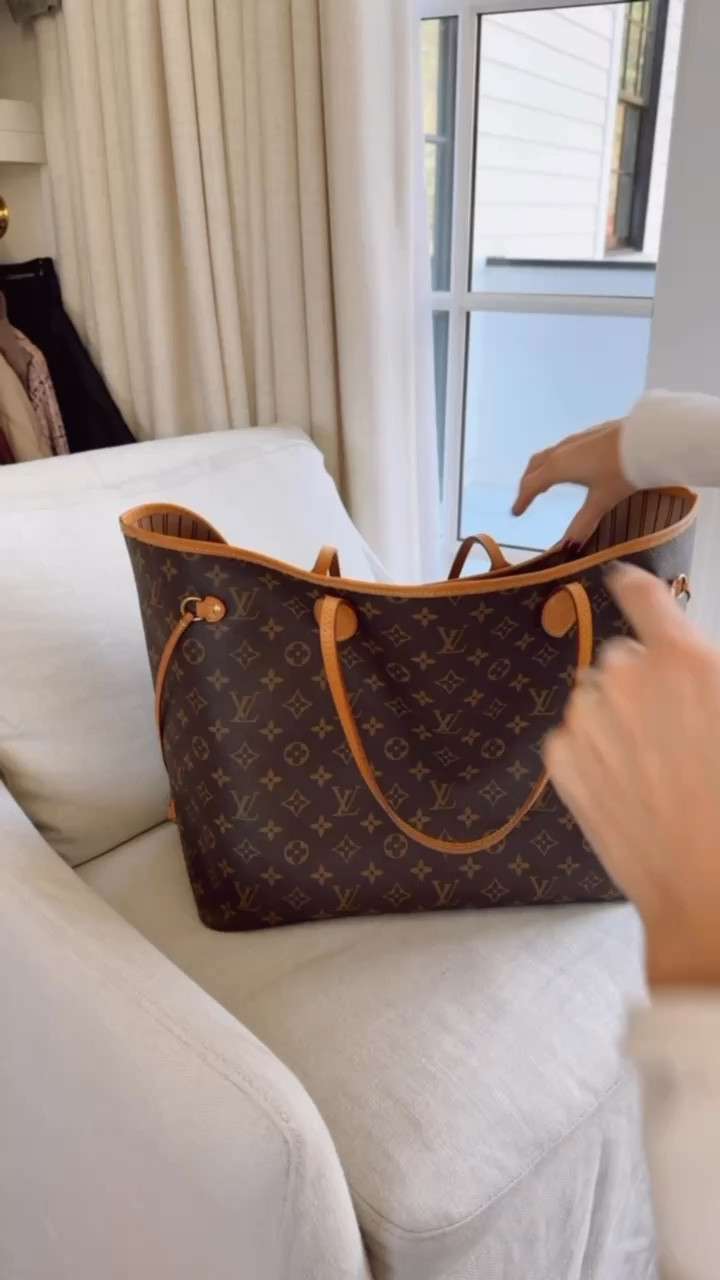 I’ve used this tote organizer in so many different bags and love it! Such a great and function gift! 


Loverly grey, gifts for her, gift ideas, holiday 

#LTKStyleTip #LTKHoliday #LTKGiftGuide