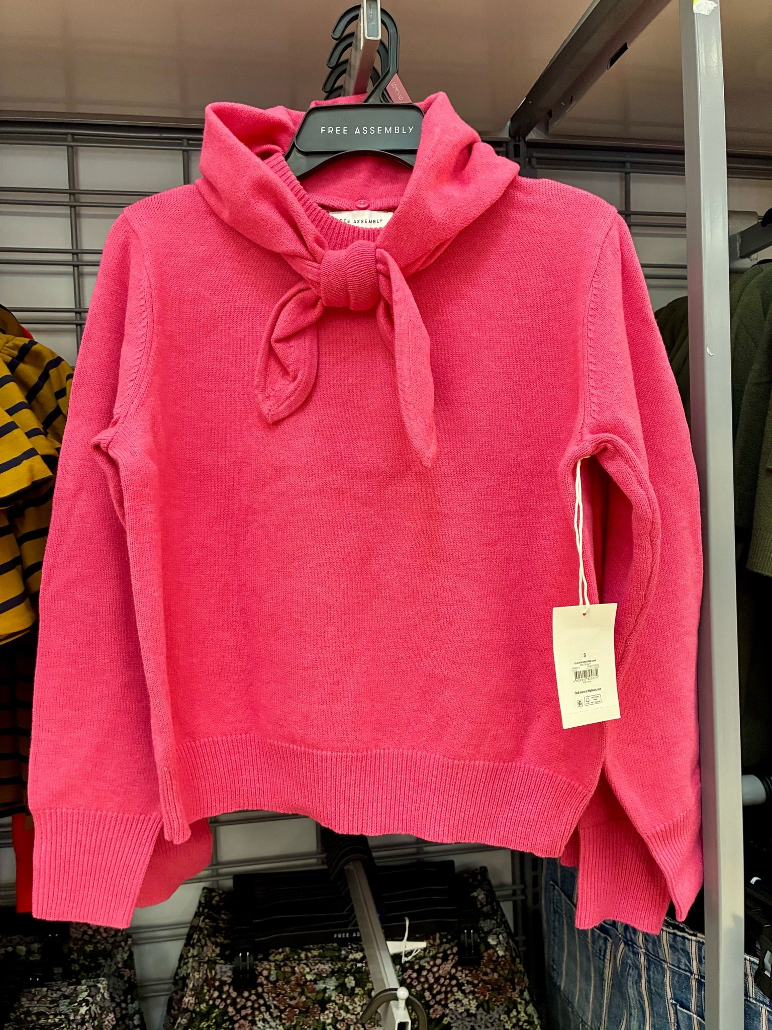 The tie, the pink, this sweater has my name all over it!

#LTKdayinmylife #LTKSeasonal