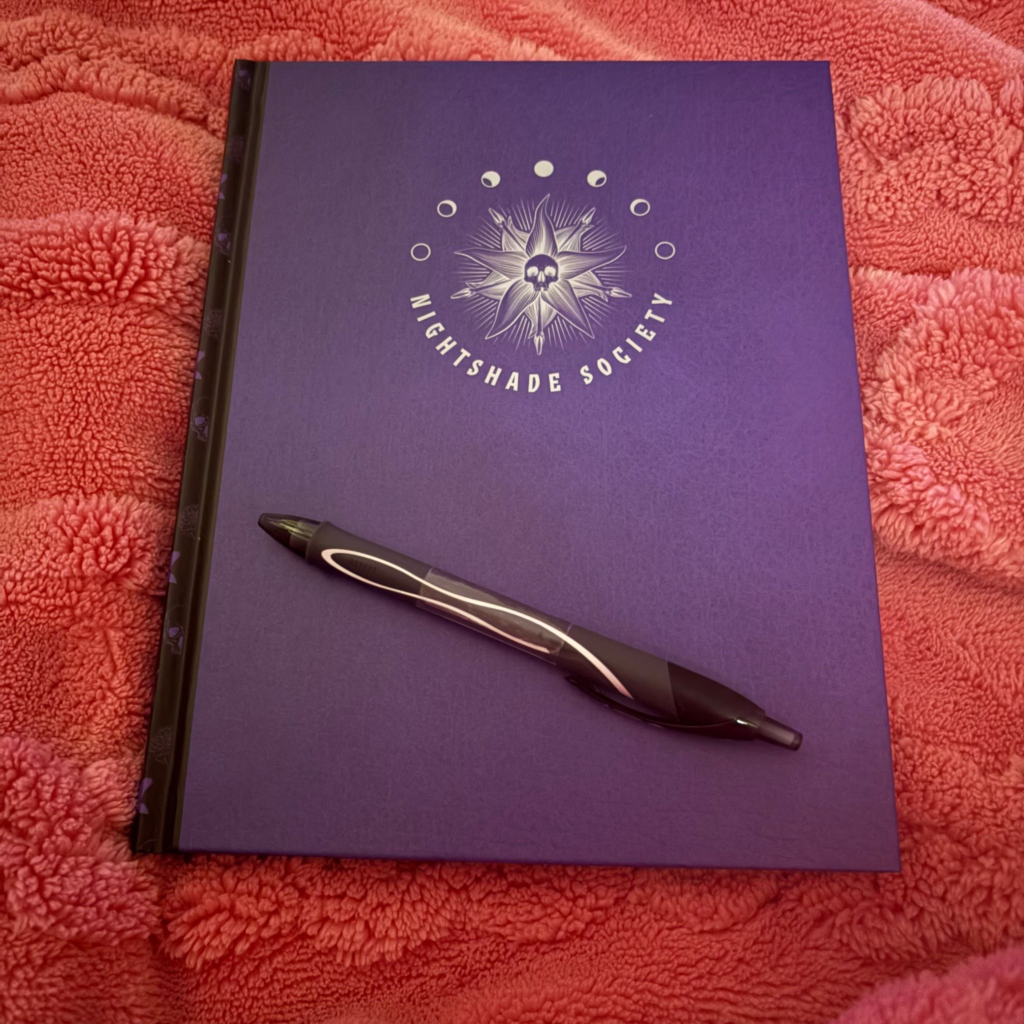 Loving my new Nightshade Society Journal. It got me back into Journaling. 