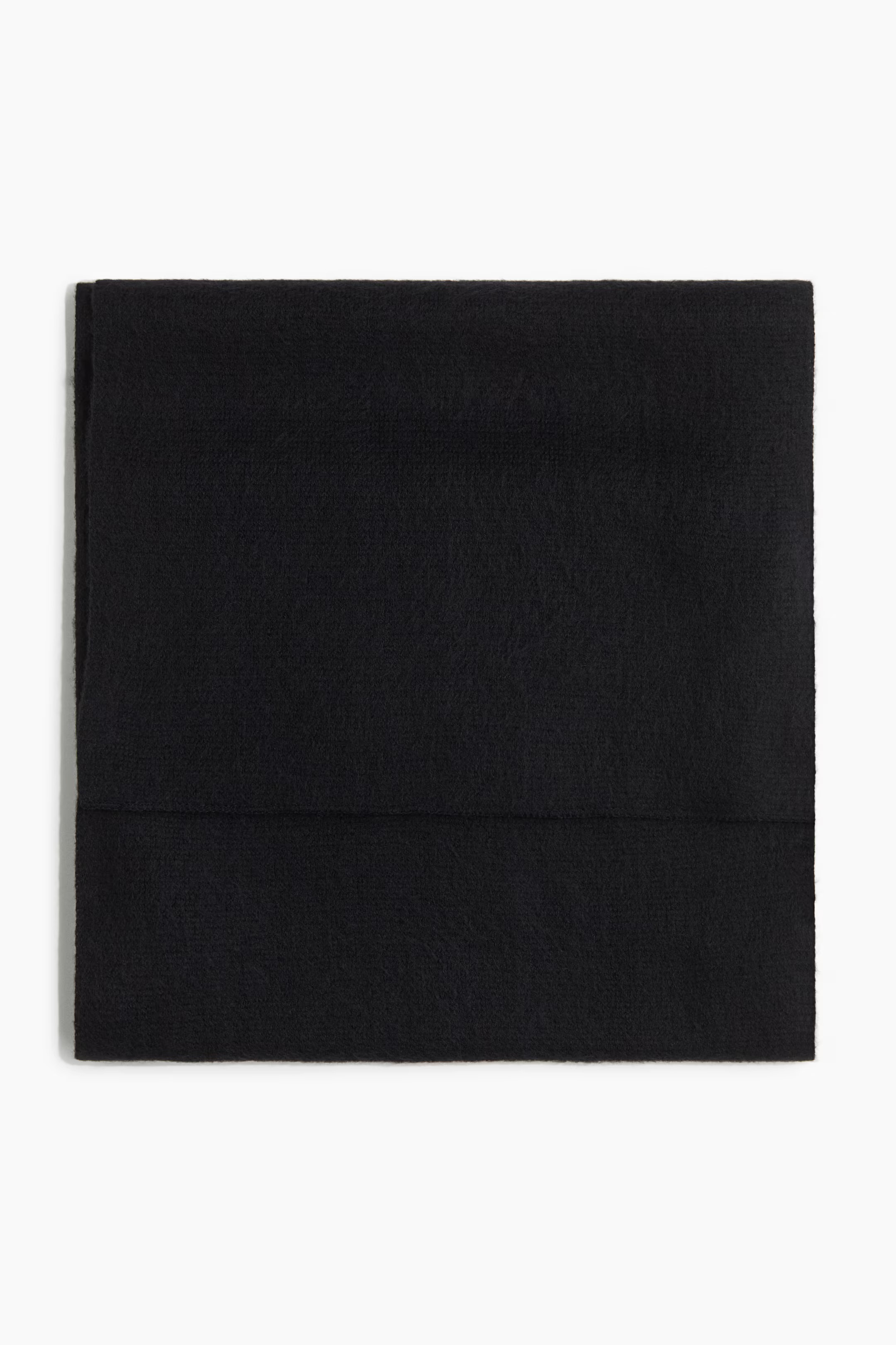 Brushed-finish scarf | H&M (UK, MY, IN, SG, PH, TW, HK)