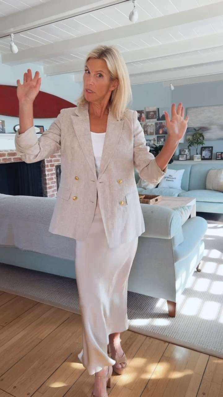 I love pieces like this because you can mix them into so many outfits and wear them a hundred different ways. @Quince #quincepartner 

 