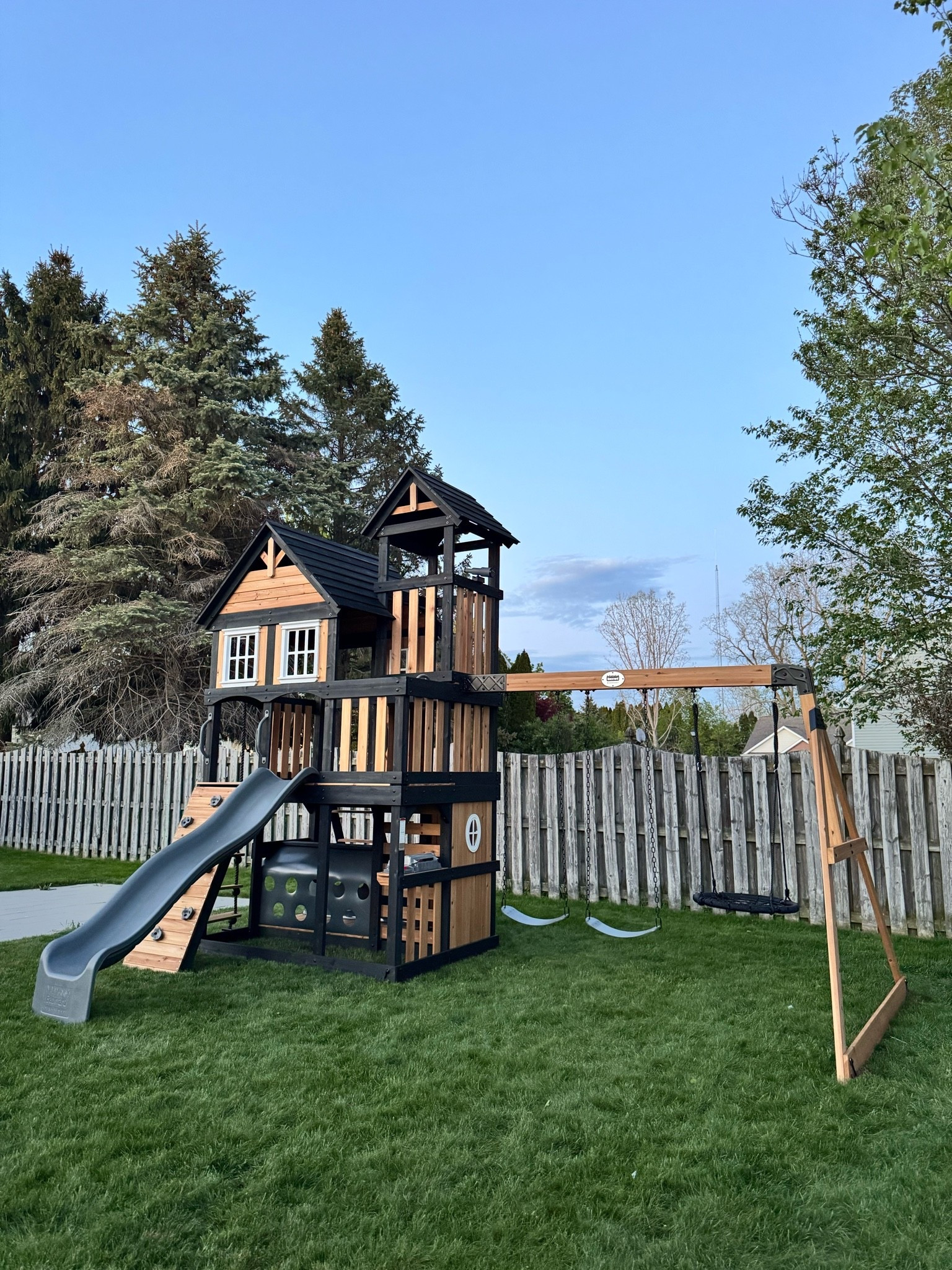 our new swingset!!!

#LTKBaby #LTKKids #LTKSeasonal