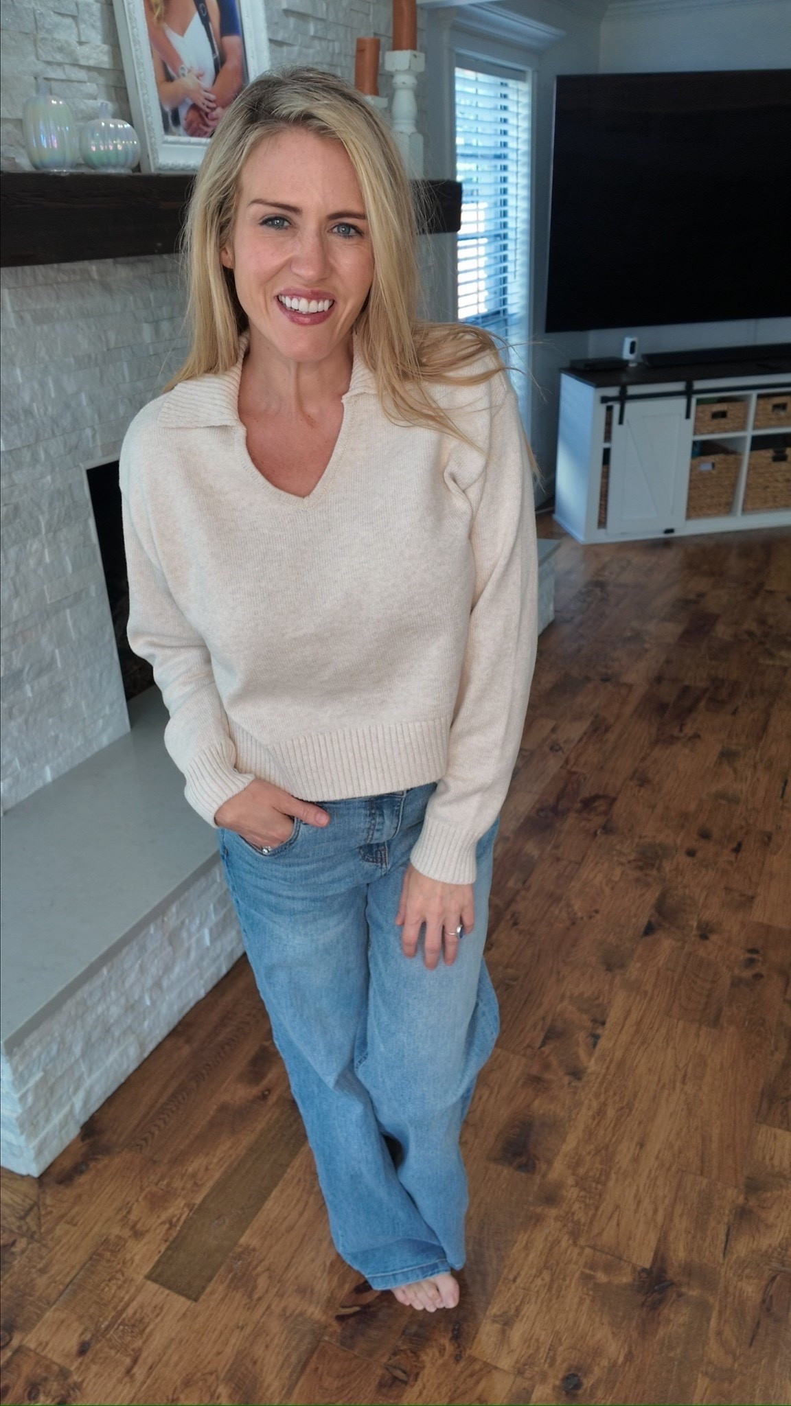 The collar detail on this sweater gives it a little something extra, and these jeans go with everything!


#LTKFindsUnder50 #LTKootd #LTKSeasonal