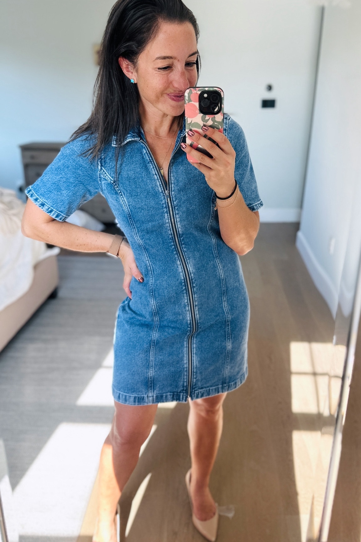 The cutest Denim dress from
Abercrombie! Easily dressed up with these buds heels, or a more casual look paired with sneakers! Another easy way to look put together for the day without a lot of extra effort! 

Denim dress, Abercrombie, heels, sneakers, momfit, concert fit, Thanksgiving dress 

#LTKSeasonal #LTKFindsUnder100 #LTKStyleTip