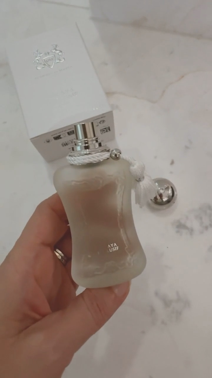 There is a big hype for this perfume, and I definitely recommend!
Super elegant, chic, and feminine. 
Gift idea
Gift guide 
Perfume 
Gift guide for her 

#LTKGiftGuide #LTKHoliday #LTKBeauty