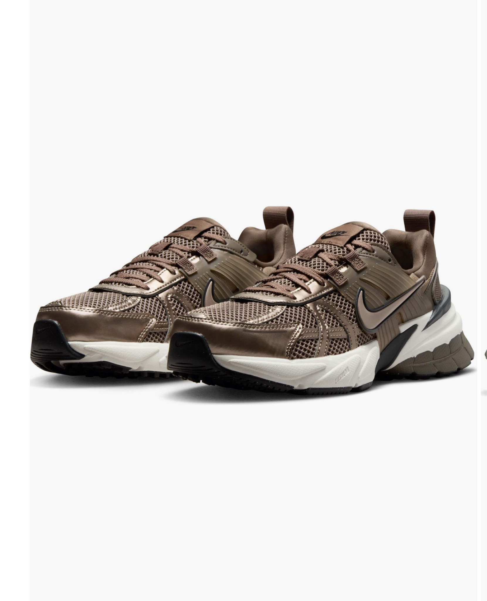 Super cool walking or running sneakers by Nike 

#LTKActive #LTKFitness #LTKShoeCrush