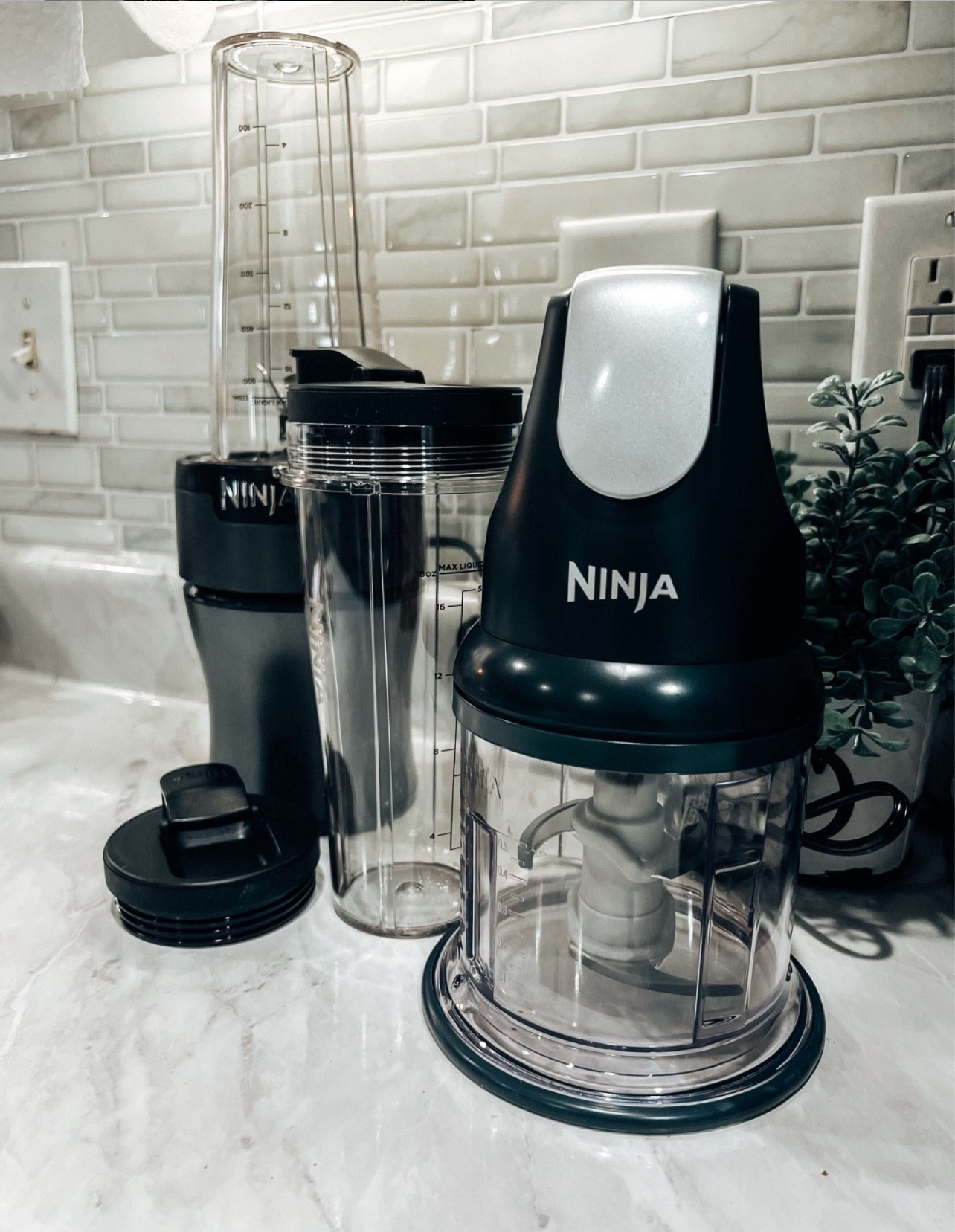 From chopping food, making smoothies, protein shakes, and so much more…I’m loving these Ninja products. Found these on Walmart and I’m going to be using these on repeat! Ninja is a national brand I love and I’m so glad Walmart carries it! 



#LTKHoliday #LTKFindsUnder50 #LTKHome