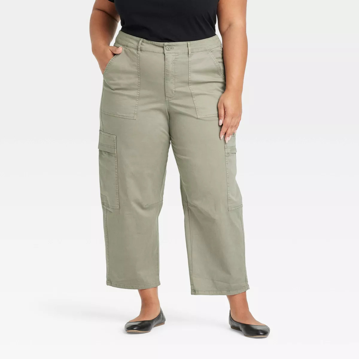 Women's Mid-Rise Barrel Leg Cargo Pants - Universal Thread™ | Target