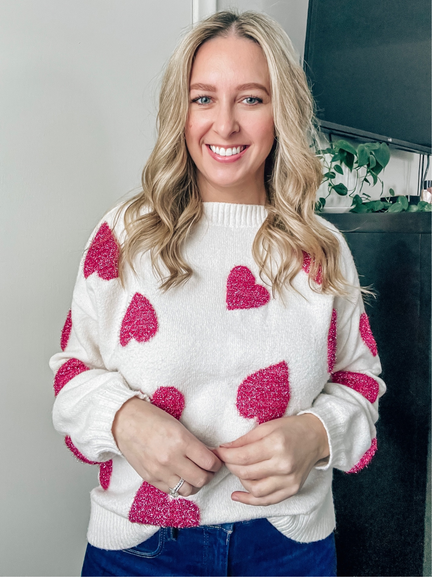 Valentine’s Day looks // work wear // holiday style // business casual 

#LTKFind #LTKSeasonal #LTKstyletip