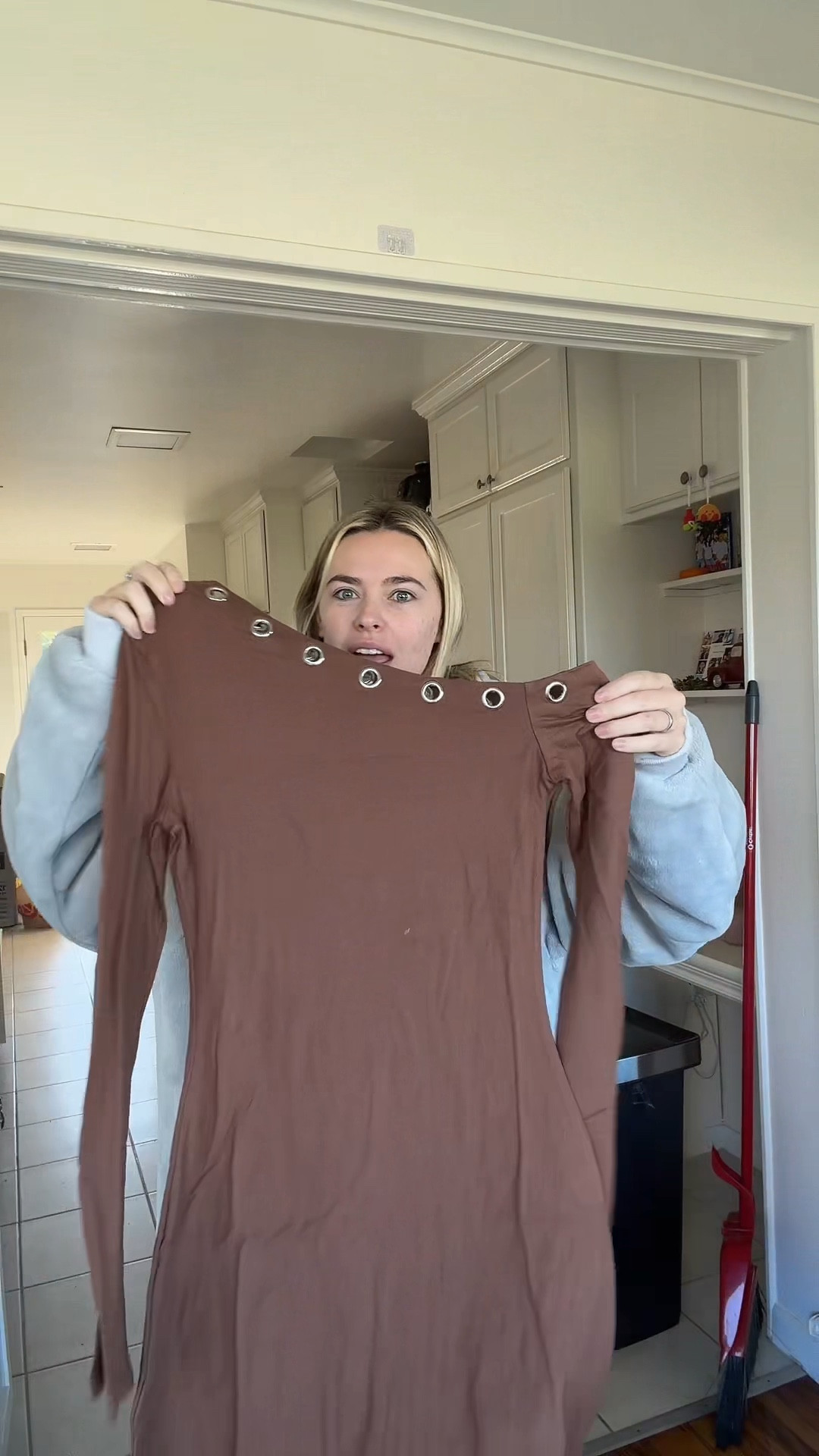 Unboxing packages 

#LTKSaleAlert #LTKGiftGuide #LTKdayinmylife