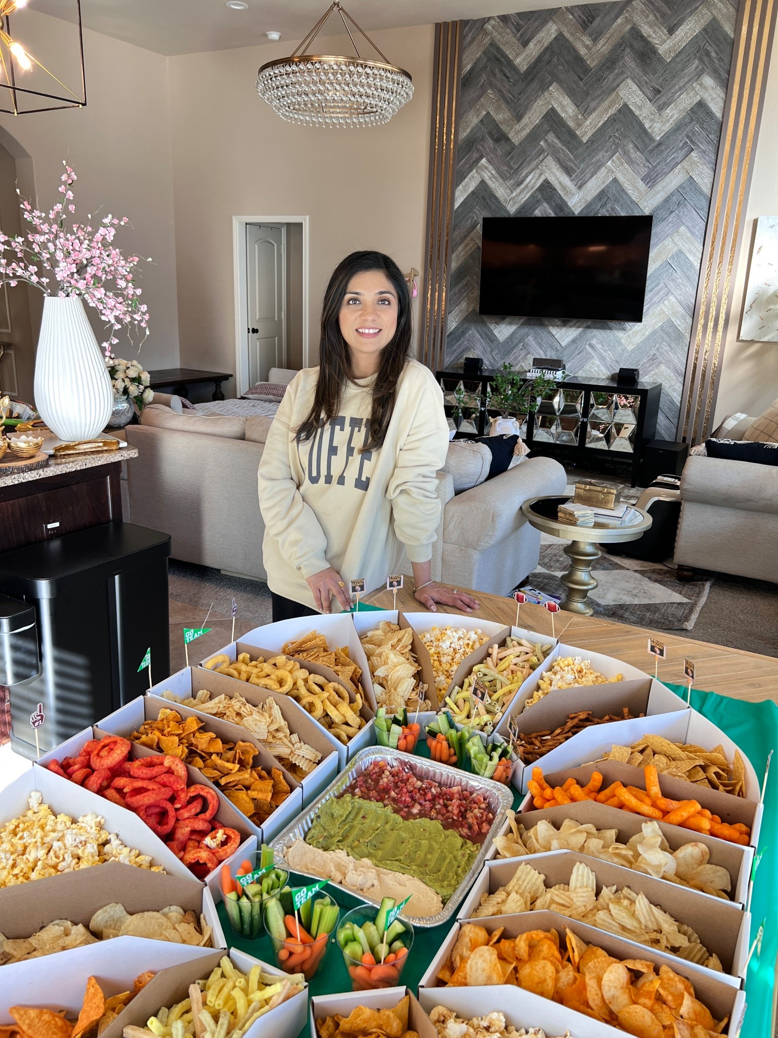 This Gameday set up is perfect for a Super Bowl party  

#LTKfoodie #LTKHome #LTKSeasonal