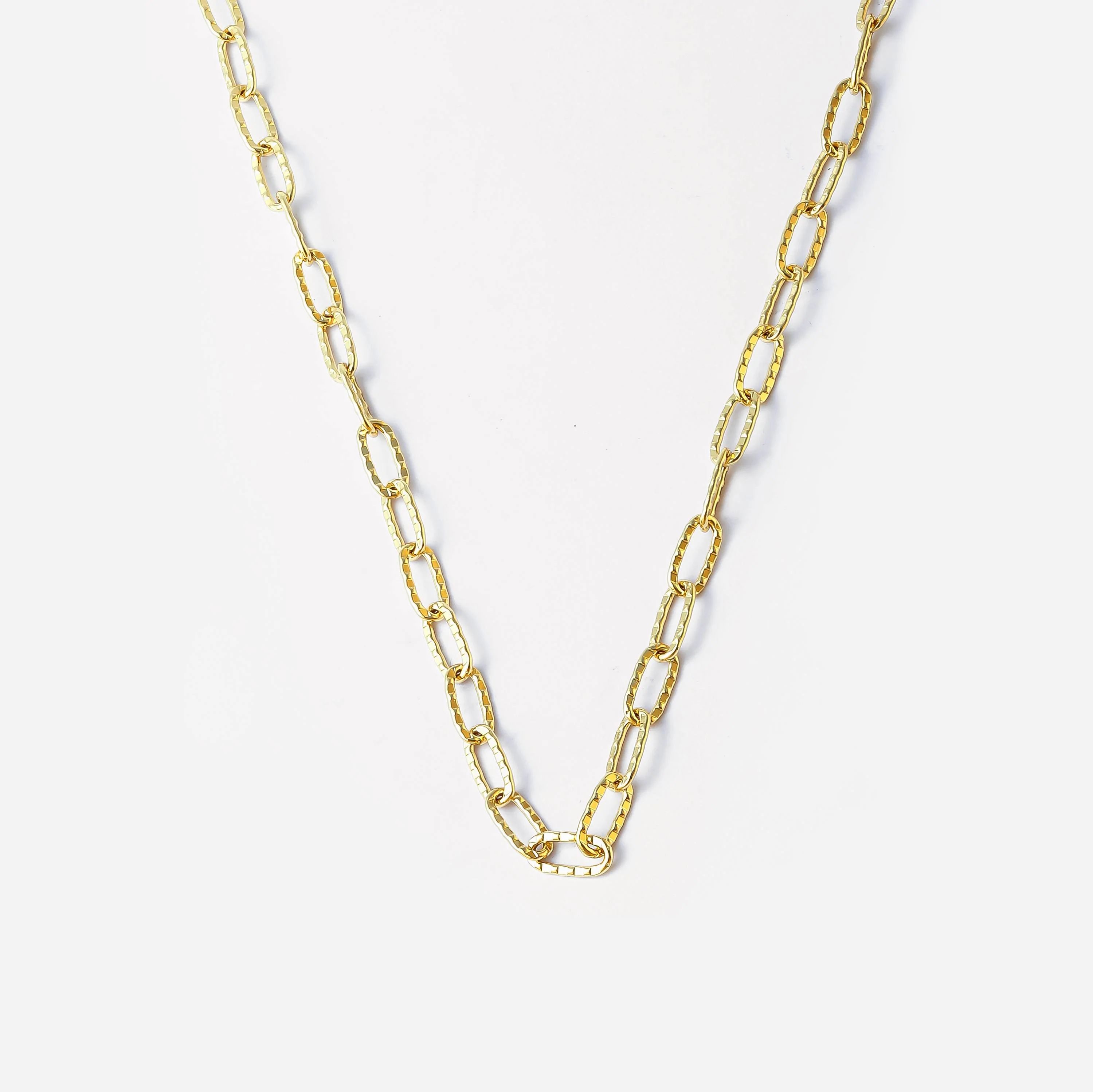 Emma Mini Paperclip Link Necklace | Victoria Emerson