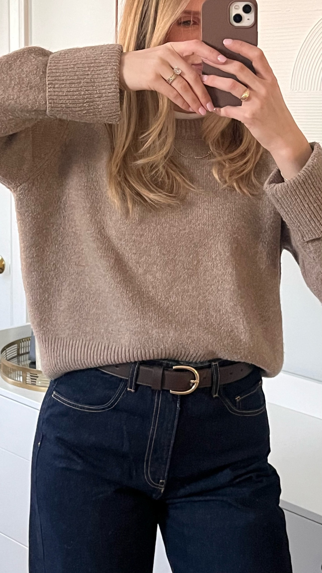 Who else loves a crewneck layered over a white tee!?

Comment below what your go to outfit is when you don’t know what else to wear - mine is for sure a white tee with a layered sweater! 

If you love this outfit comment SHOP for the link to be directly sent to you 💞 

Work outfit, office outfit, crewneck styling, dark denim outfits 

#LTKWorkwear #LTKootd #LTKFindsUnder50