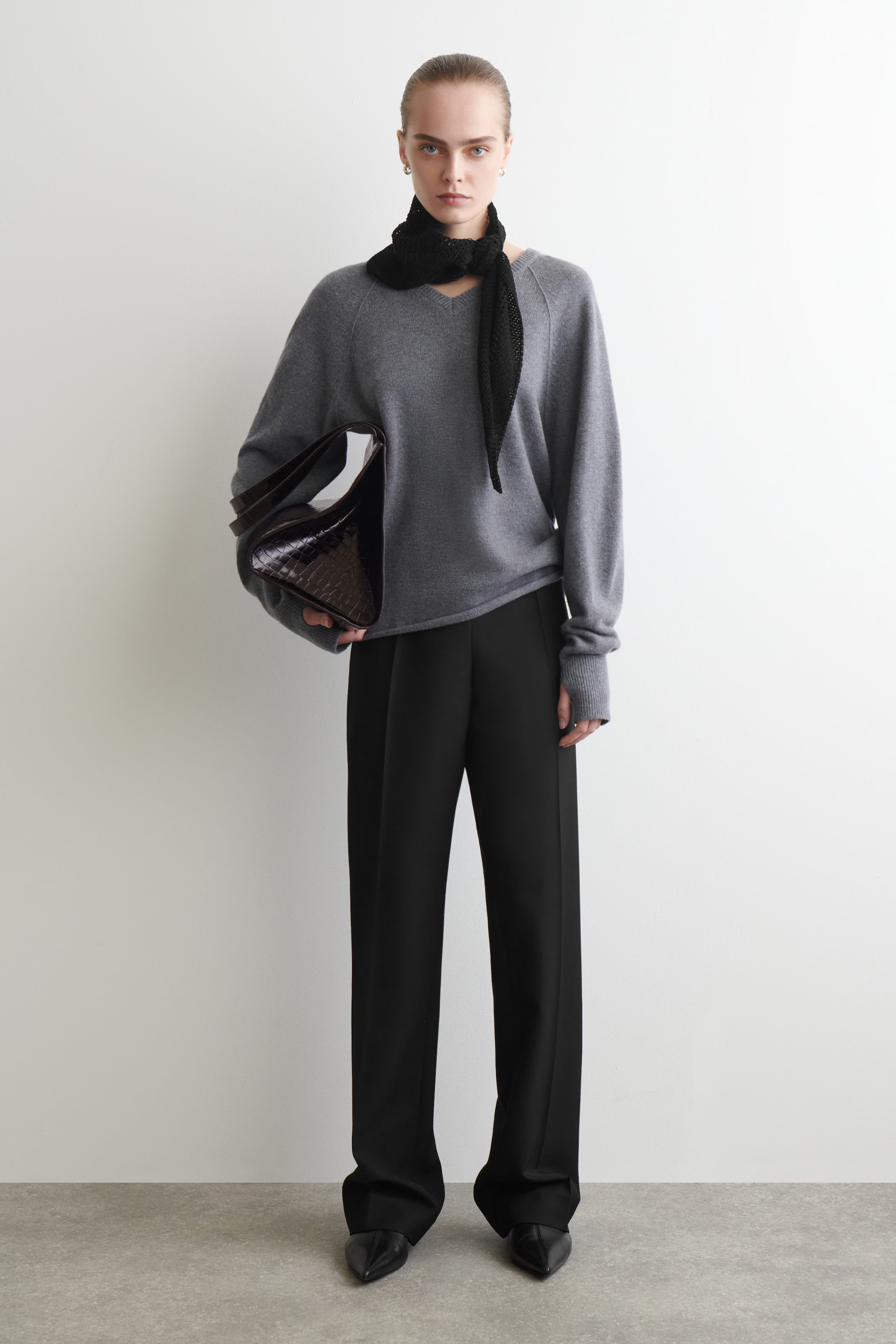 POINTELLE-KNIT TRIANGLE SCARF - BLACK | COS GB | COS UK