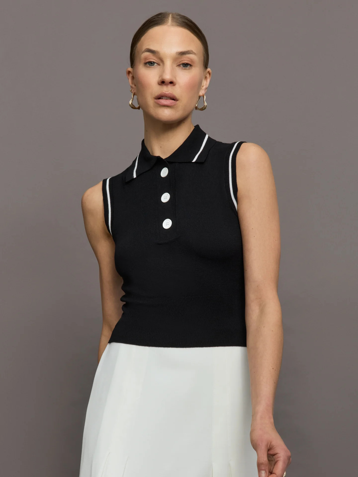 Tennis Sleeveless Polo - Black/ White | Carbon38