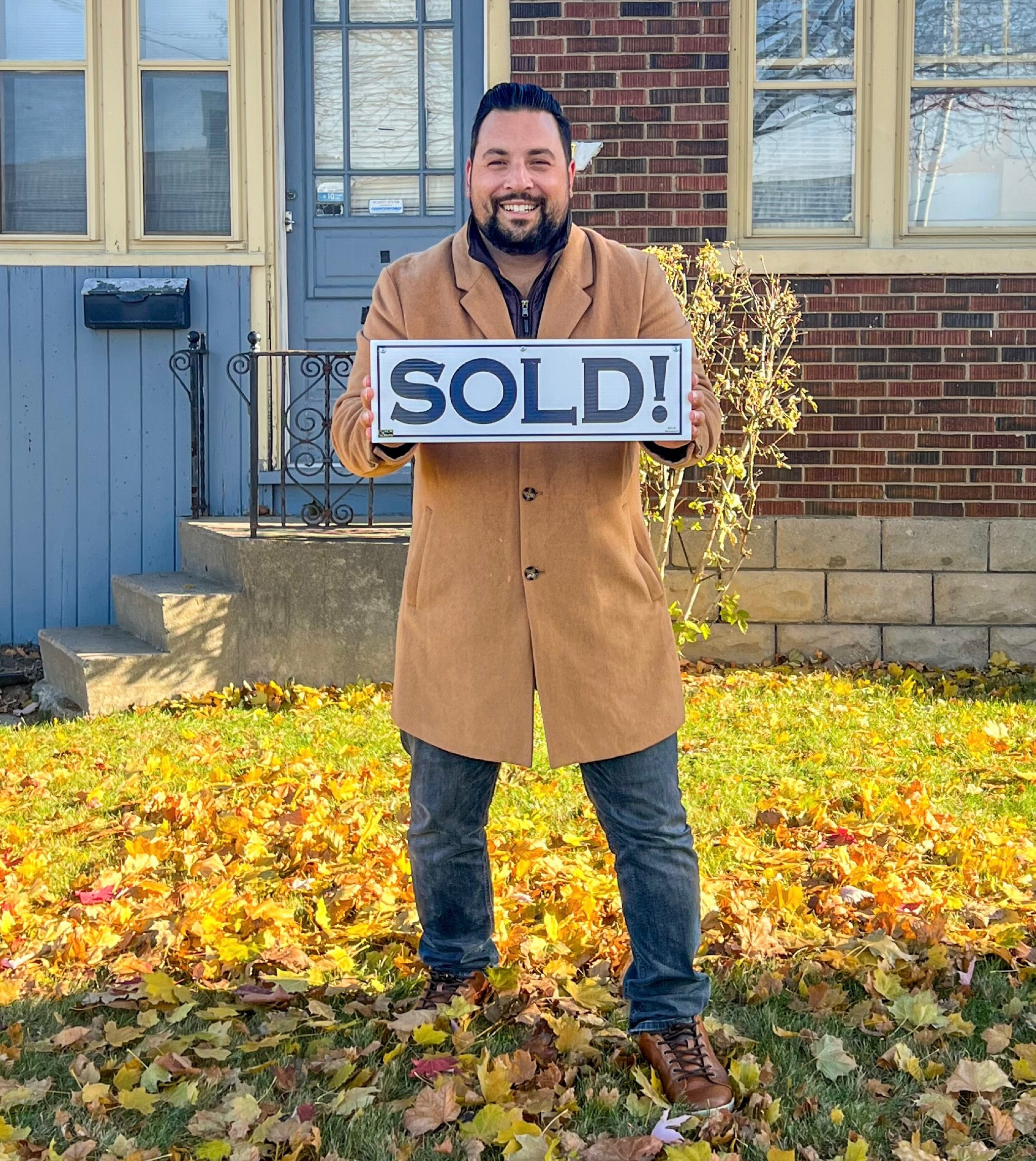 I'll be living in this topcoat for the next few months ✌️

Jacket season 
Holiday jacket
Black Friday 
Michael Kors
Men’s style 
Realtor

#LTKmens #LTKCyberWeek #LTKHoliday