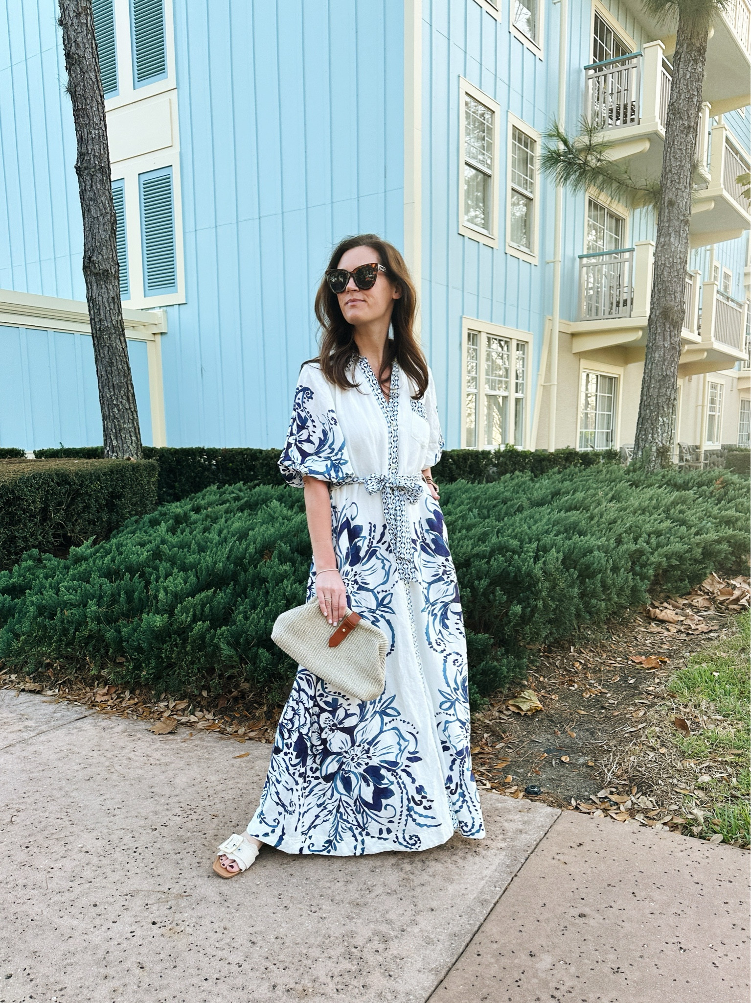 Dress runs very big - I went down 2 sizes to xxs
I’m 5’4 for reference on length
Similar bag linked

#LTKsalealert #LTKover40 #LTKstyletip