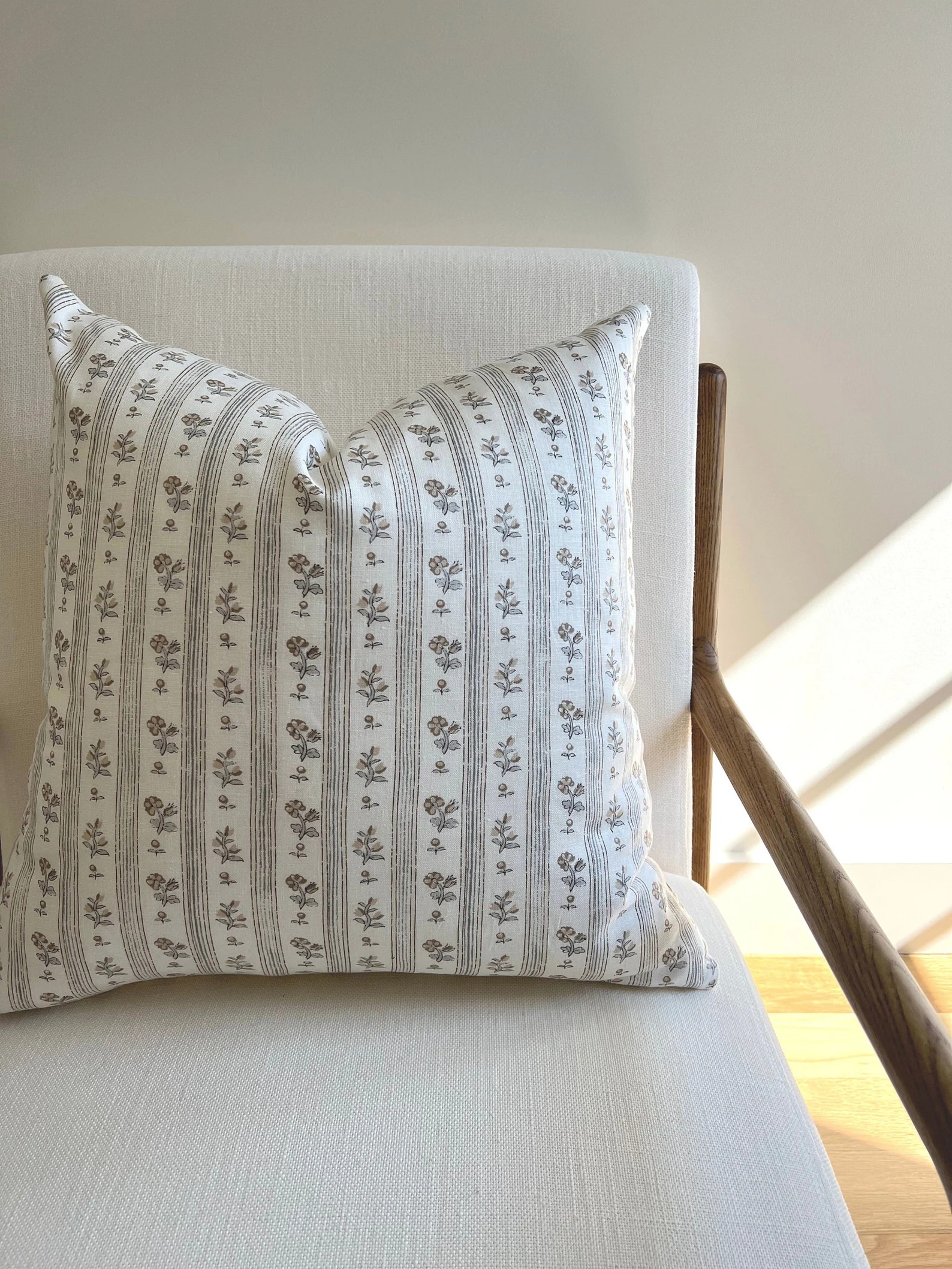 Fawn Floral Stripe Designer Pillow | Schumacher Pillows | Schumacher Pillow Cover | Designer Thro... | Etsy (US)