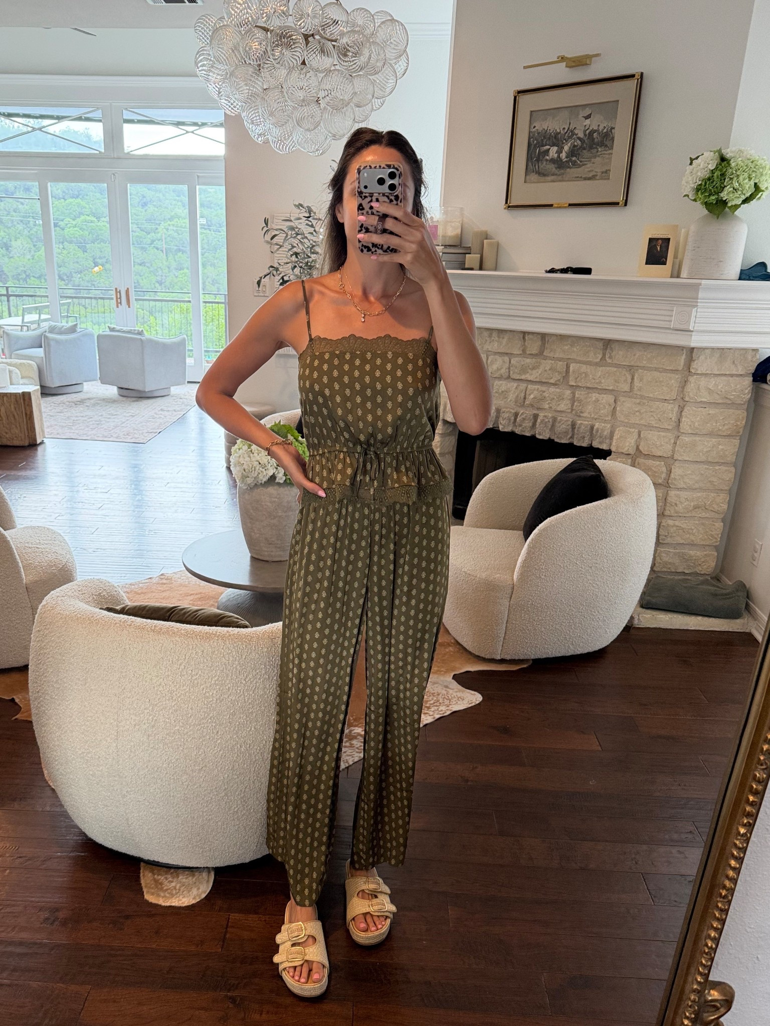 Friday fav!

Wearing a small in both! Pants come in short regular and long. Wearing regular length and I’m 5 10! 

Top runs TTS but pants run big (elastic but no draw string so I prob really need an XS but they work fine) 

Target find, pant set, matching set, spring set, summer set, easy outfit idea, designer dupe, rafia sandal, shutz, farm rio

#LTKootd #LTKmomlife #LTKgrwm