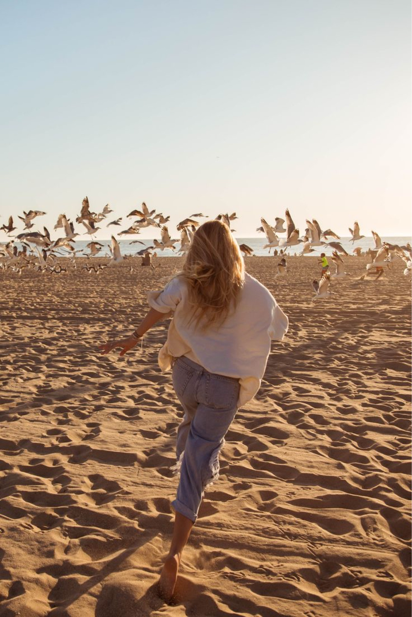 Beach outfit 

Beach  beach outfit  summer  summer style  what I wore  white shirt  white linen shirt  oversized shirt  jeans  beach  Marla Fay

#LTKTravel #LTKSeasonal #LTKStyleTip