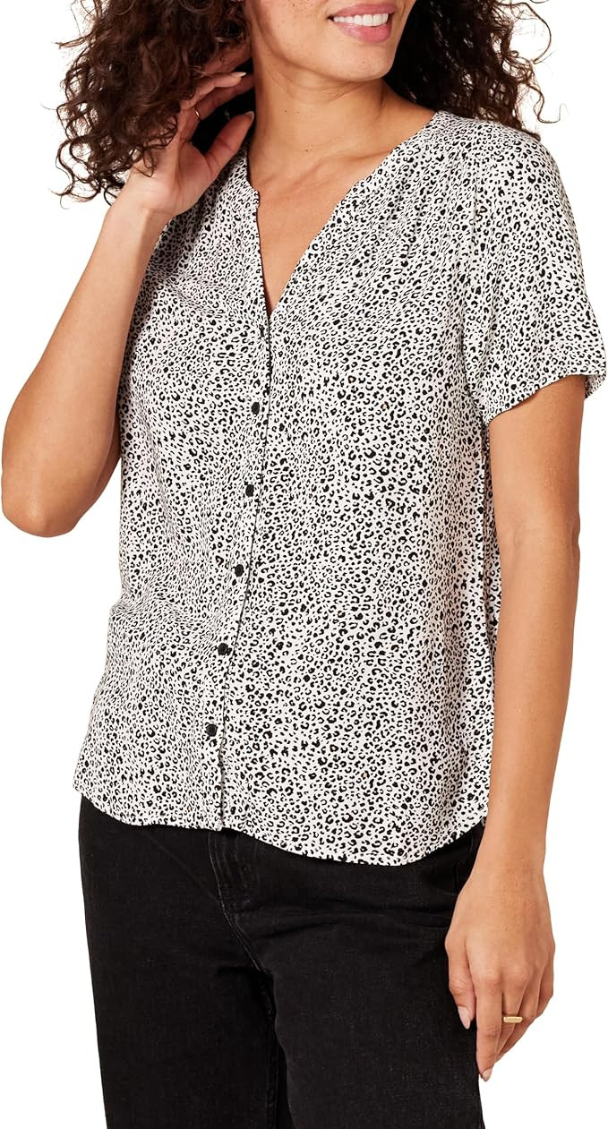 Amazon Essentials Women's Short-Sleeve Woven Blouse | Amazon (US)