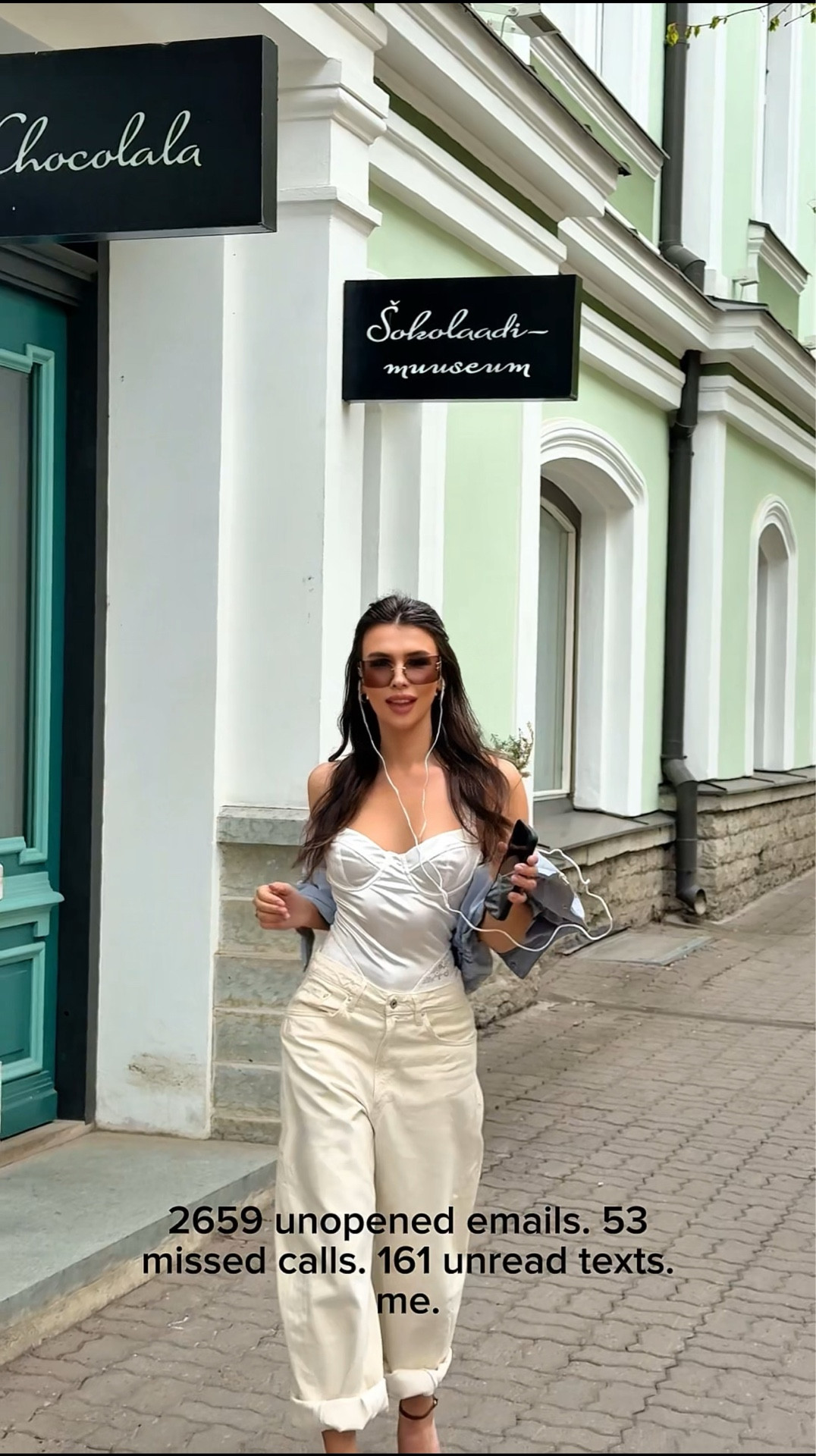 For reference, I usually wear XS/S (EU 34–36)
Jacket: 36 (S)
Jeans: 36 (S)
Bodysuit: 36 (S)
Shoes (my usually size 38.5) 39



#LTKSeasonal #LTKU #LTKootd