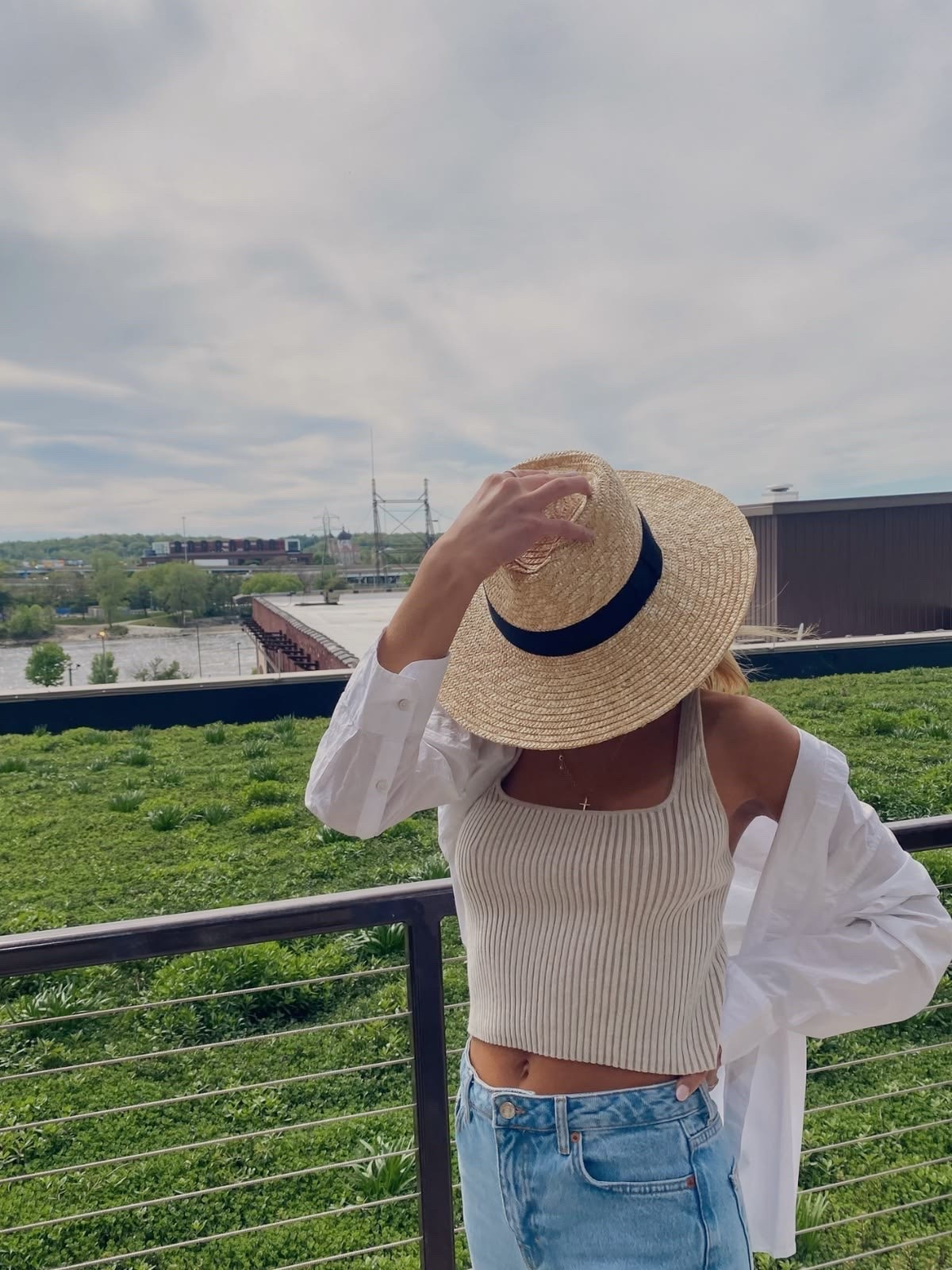 Summer Hat Styles x Nordstrom

One of my faves 💛







#nordstrom #summerstyle #accessories #hats #floppyhat #beachhat #trending

#LTKSeasonal #LTKSwim #LTKdayinmylife