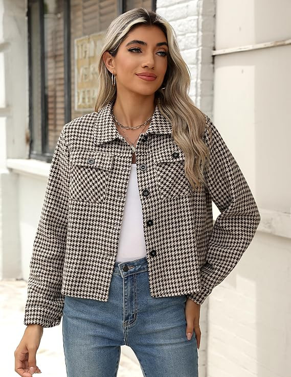 Zeagoo Flannels for Women Cropped Shacket Jacket Fashion Plaid Button Down Shirt 2025 Fall Coat T... | Amazon (US)