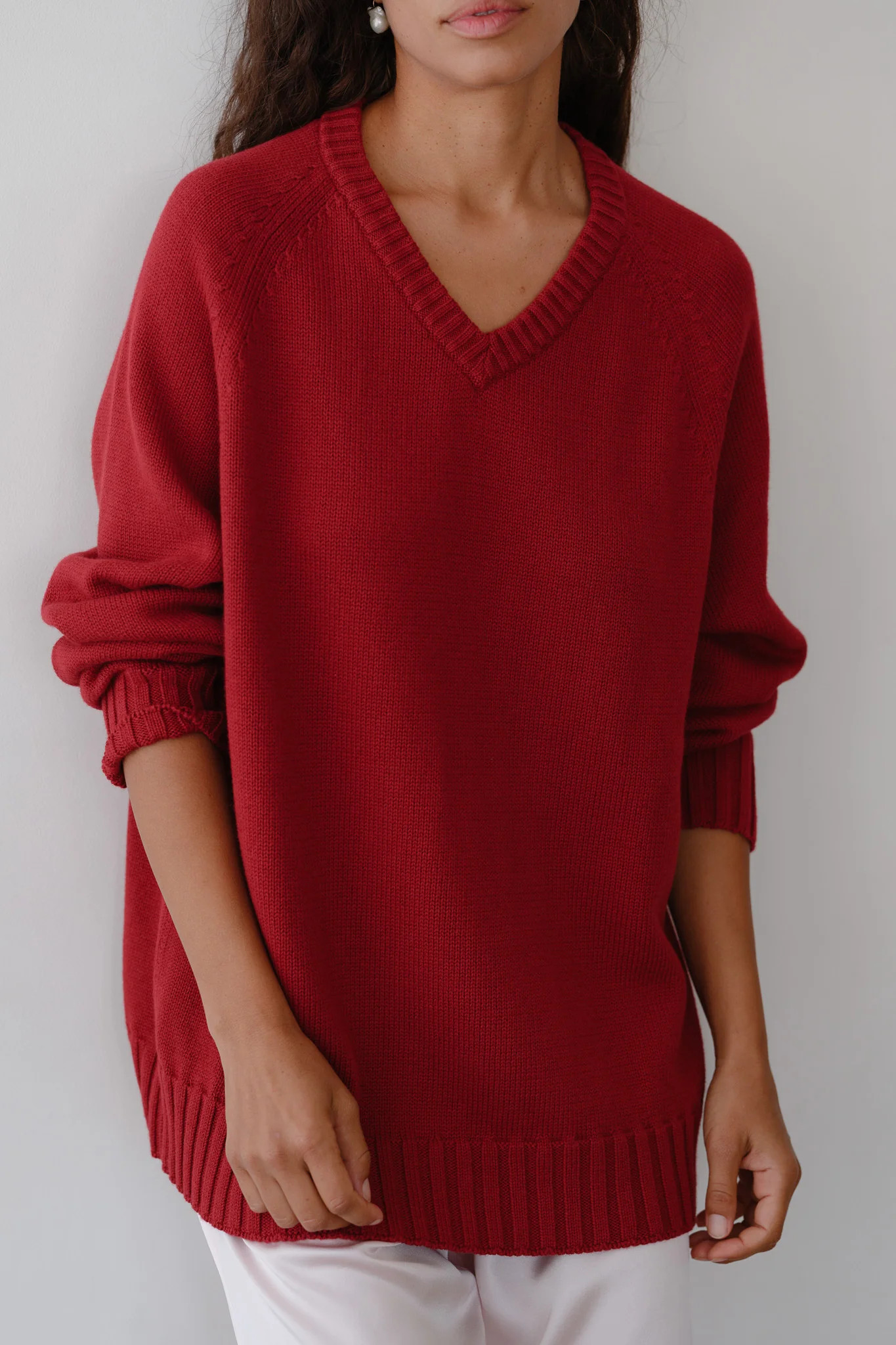 The Cotton Cashmere V-Neck Sweater | DONNI.
