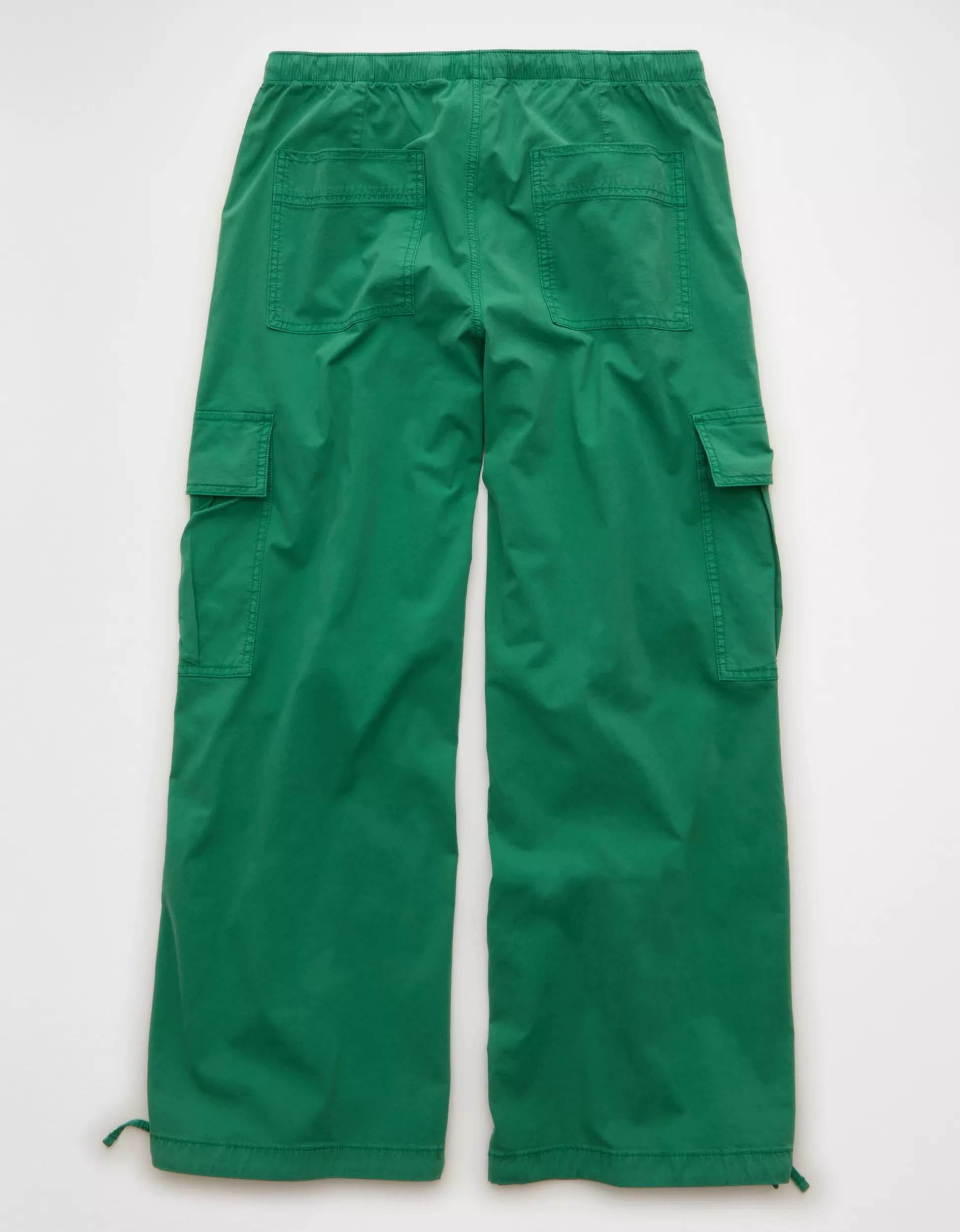 AE Low-Rise Baggy Cargo Parachute Pant | American Eagle Outfitters (US & CA)