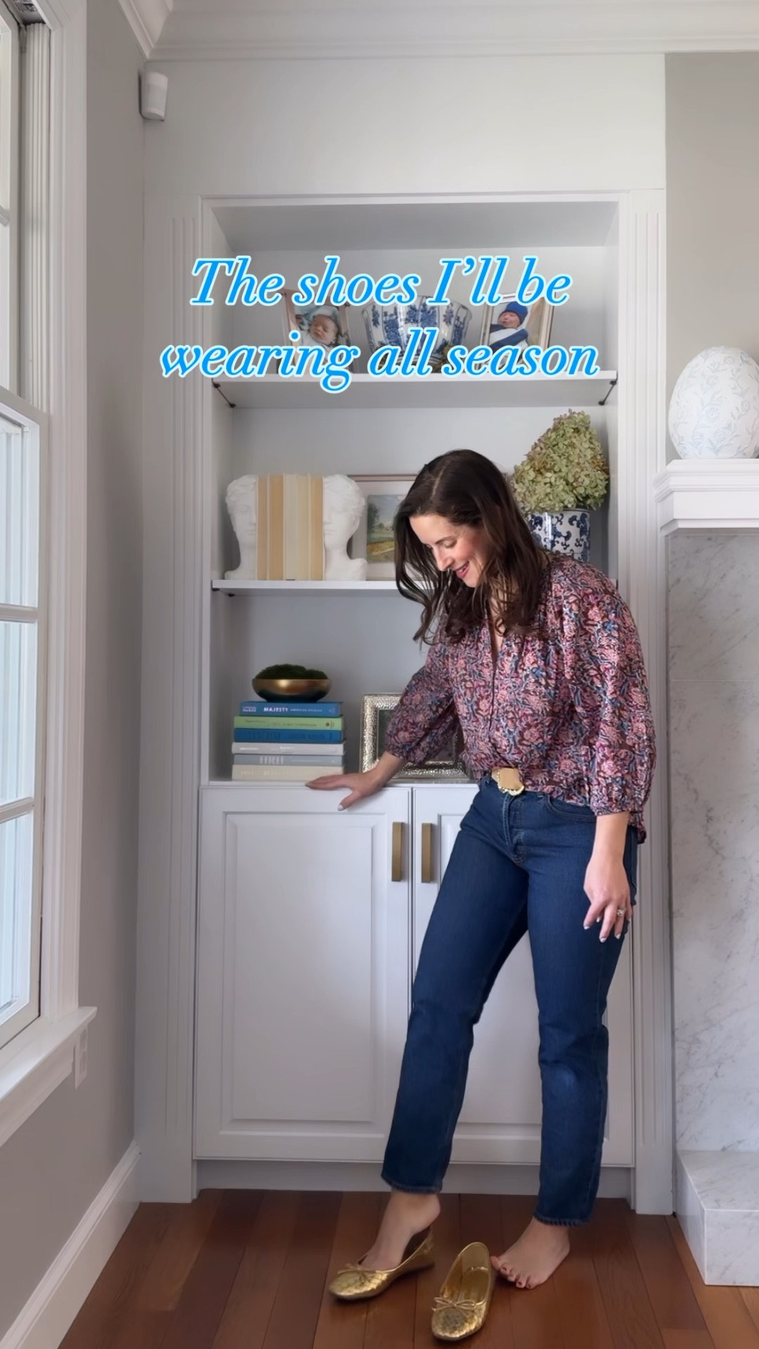 I don’t know who needs to hear this… but I’m planning to wear these shoes all spring ✨
I’ve been seeing this style of ballet flat all over- this pair is only $138 and comes in a few other colors if the metallic isn’t your thing! Will link in stories and LTK!