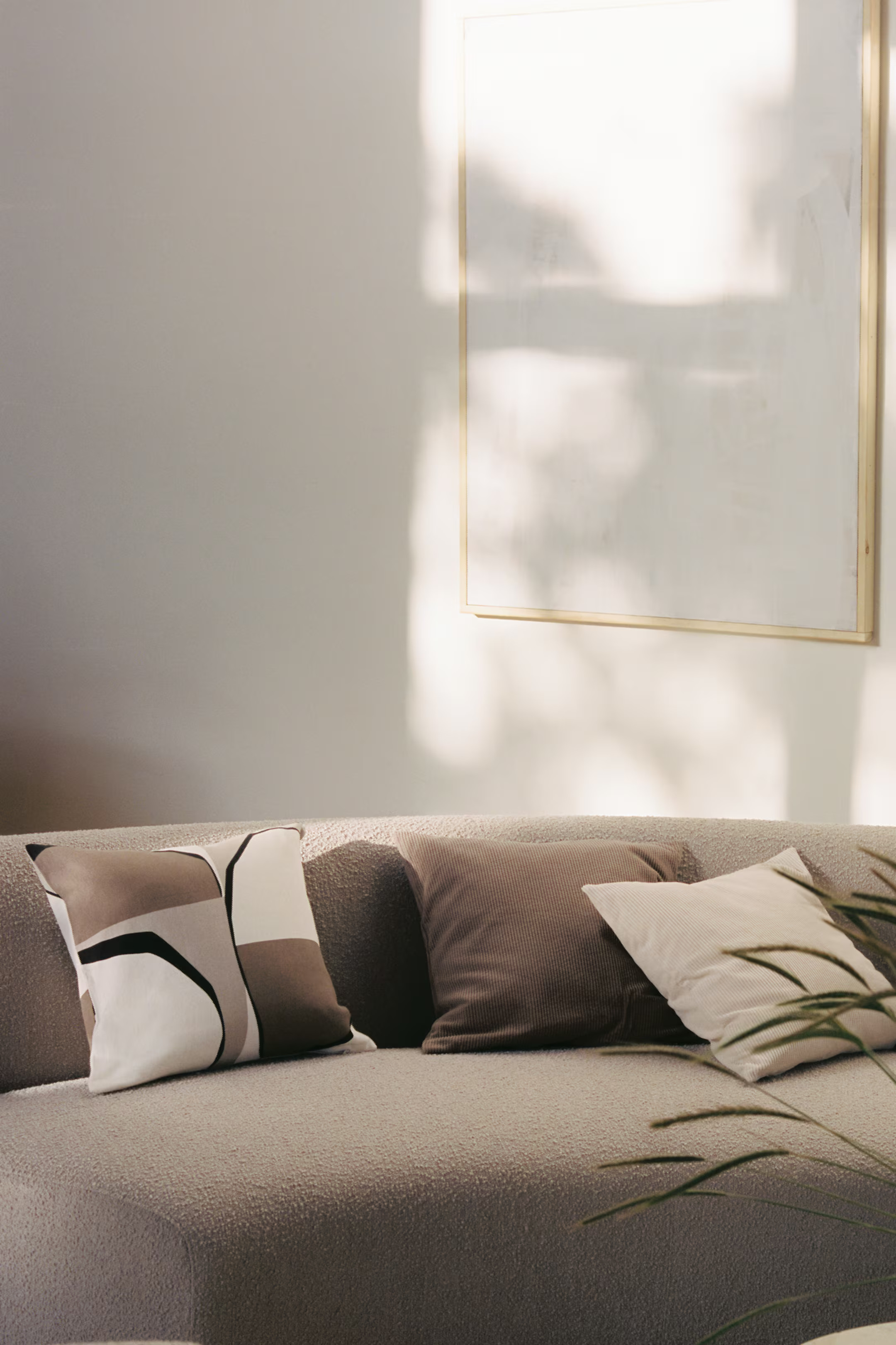 Corduroy Cushion Cover | H&M (US + CA)