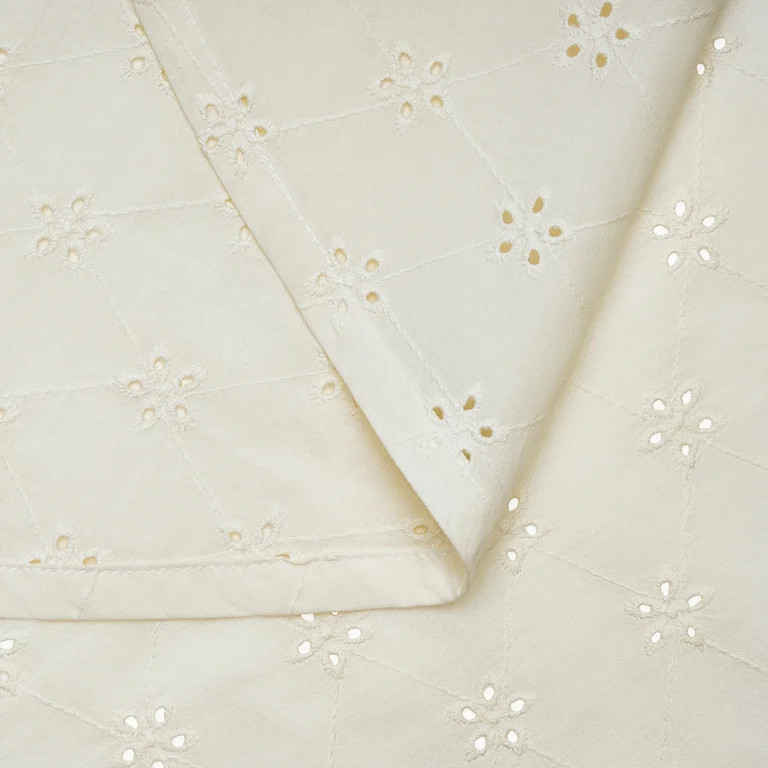 The Pioneer Woman Eyelet Tablecloth, 70" Round | Walmart (US)