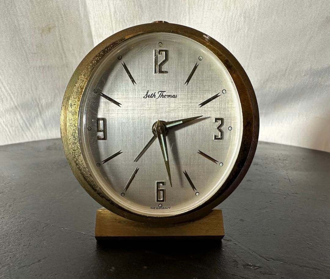 Vintage Seth Thomas Gold Clock  Home Decor - Etsy | Etsy (US)