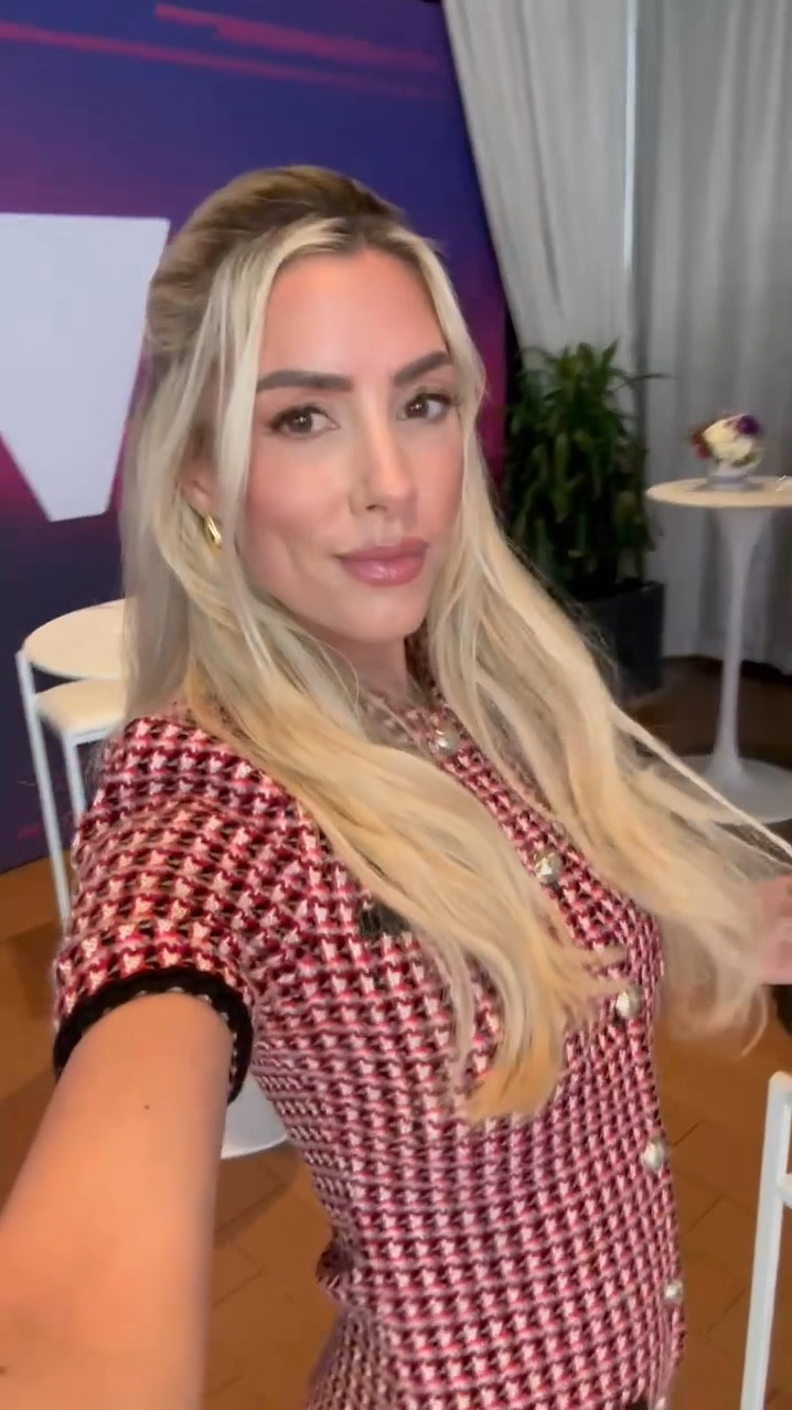 Outfit vibes! Had the best time at VeeCon supporting Tarek for his speech. 

My dress is Maje but sold out! However, they have incredible tweed dresses, so I’ll link some similar options for you here! 

#LTKStyleTip #LTKWorkwear