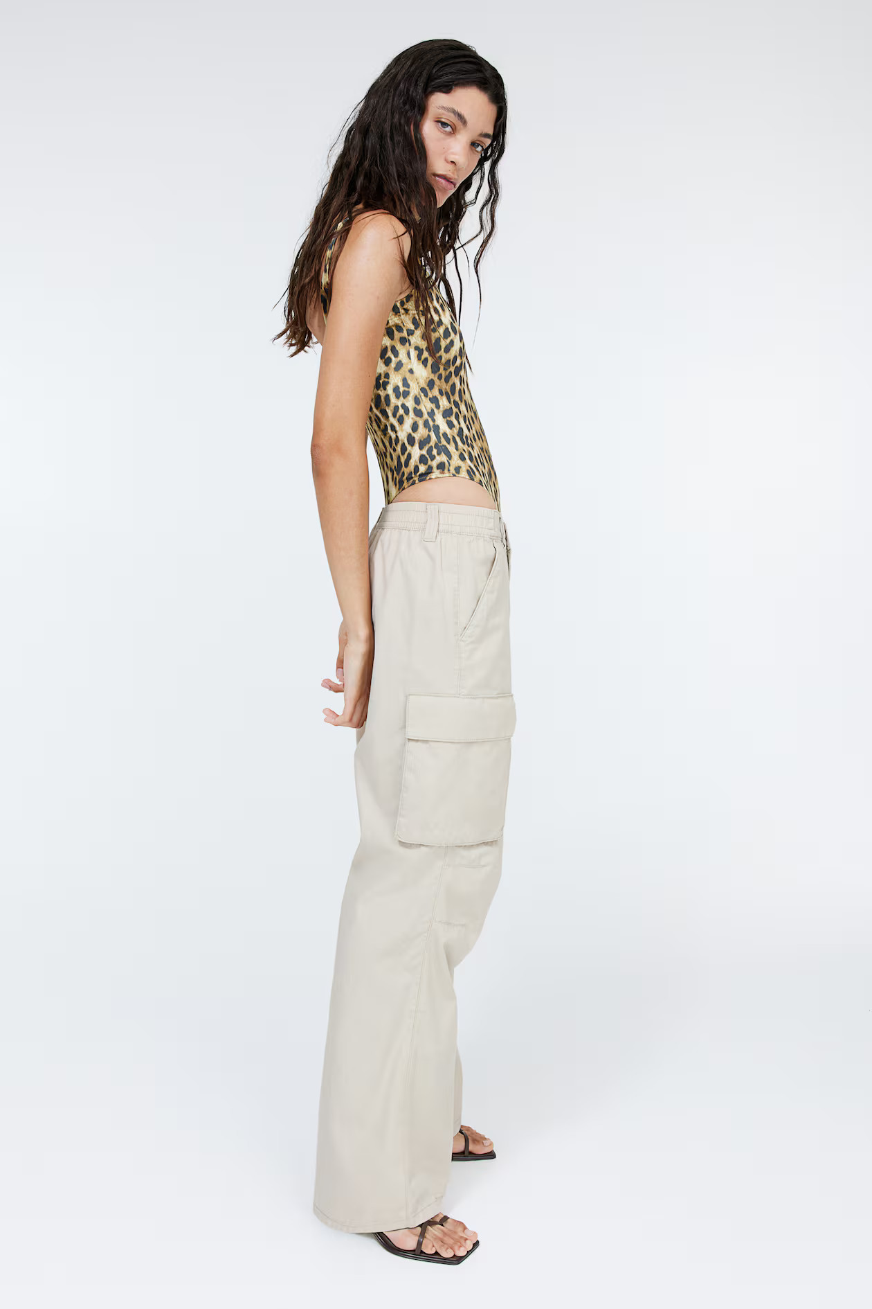 Canvas cargo trousers | H&M (UK, MY, IN, SG, PH, TW, HK)