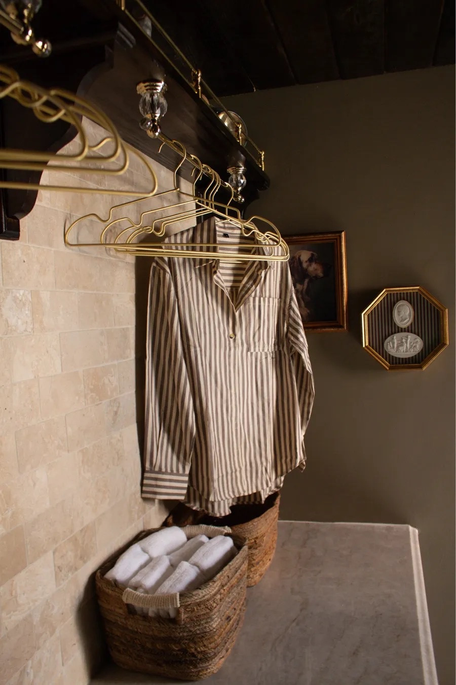 Laundry room details that make everyday organization feel a little more elevated ✨ Loving the brass hanging rail, matching hangers and woven baskets for keeping everything neat and within reach.

#LTKSeasonal #LTKHome