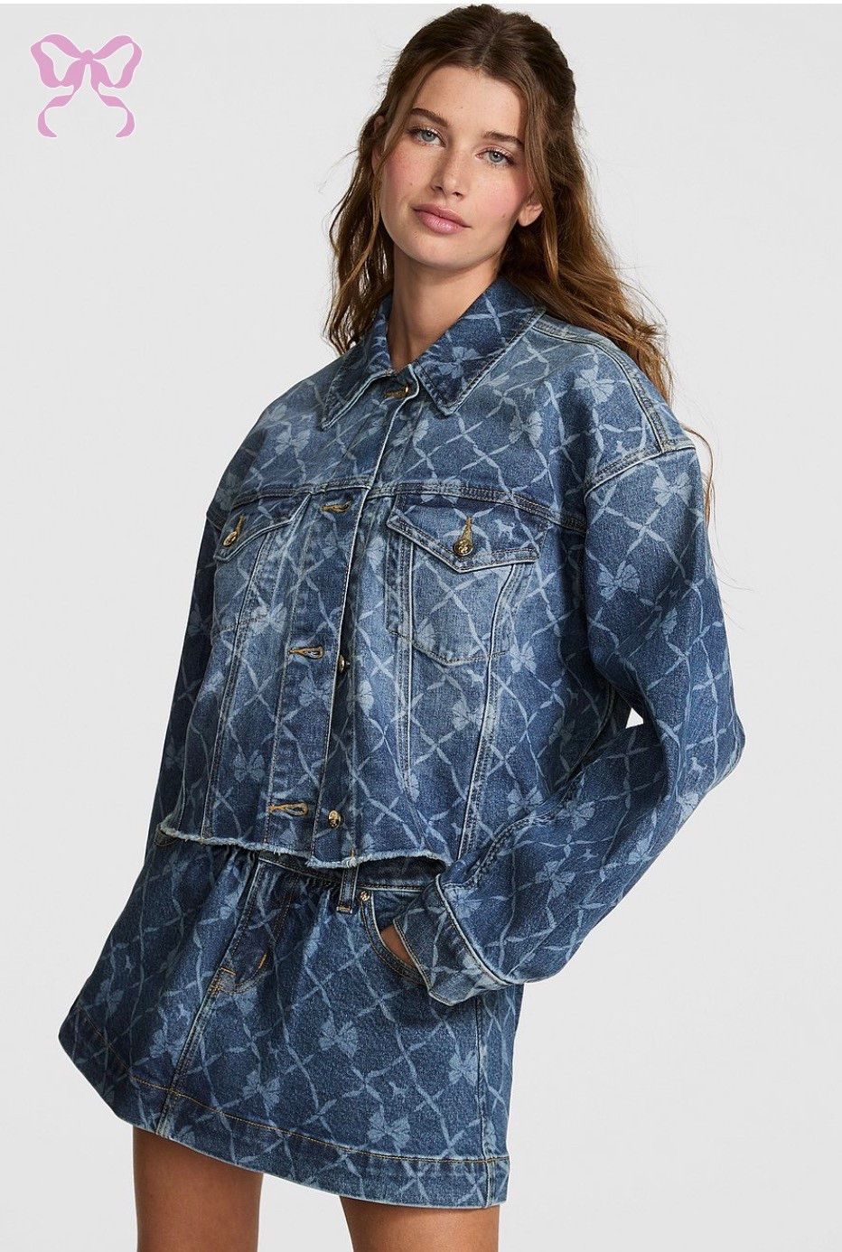 PINK × LoveShackFancy Cropped Denim Jacket | PINK X
LoveShackFancy #pink #vaponk #LoveShackFancy

#LTKSeasonal #LTKWorkwear #LTKSpringSale