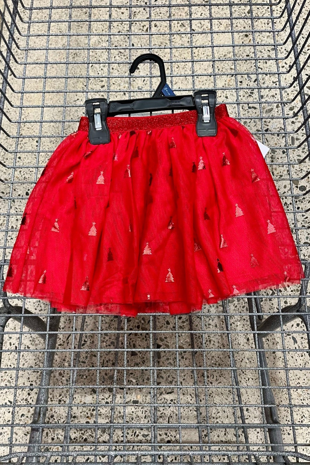 Looking for a last minute girl’s red tulle skirt for a Christmas wedding or holiday party?

This one is currently only $4 at Walmart. Comes in green also. 

#LTKWedding #LTKHoliday #LTKKids