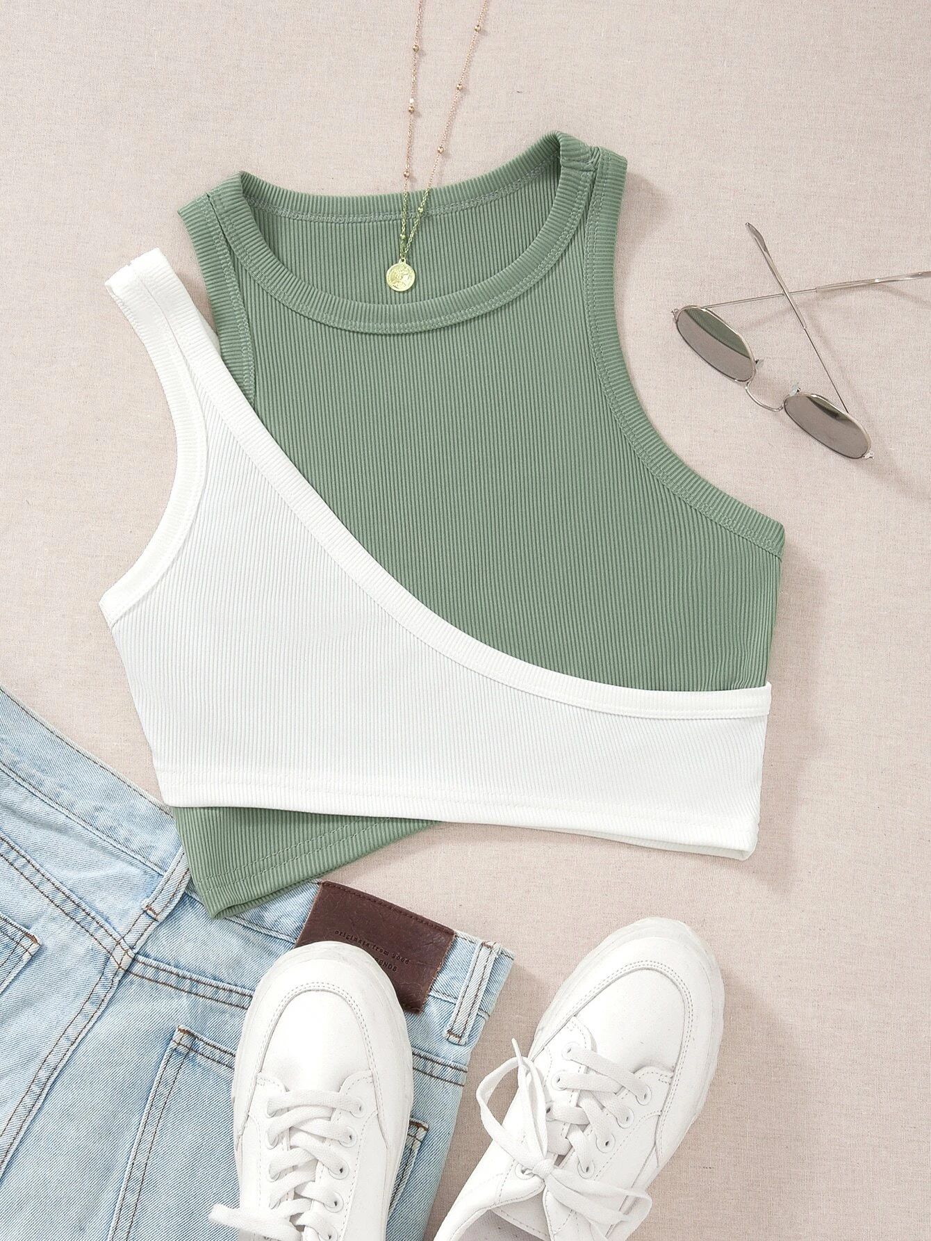 Two Tone Cut Out Tank Top
   SKU: sw2207192107359329     US$7.00           AddThis Sharing Button... | SHEIN