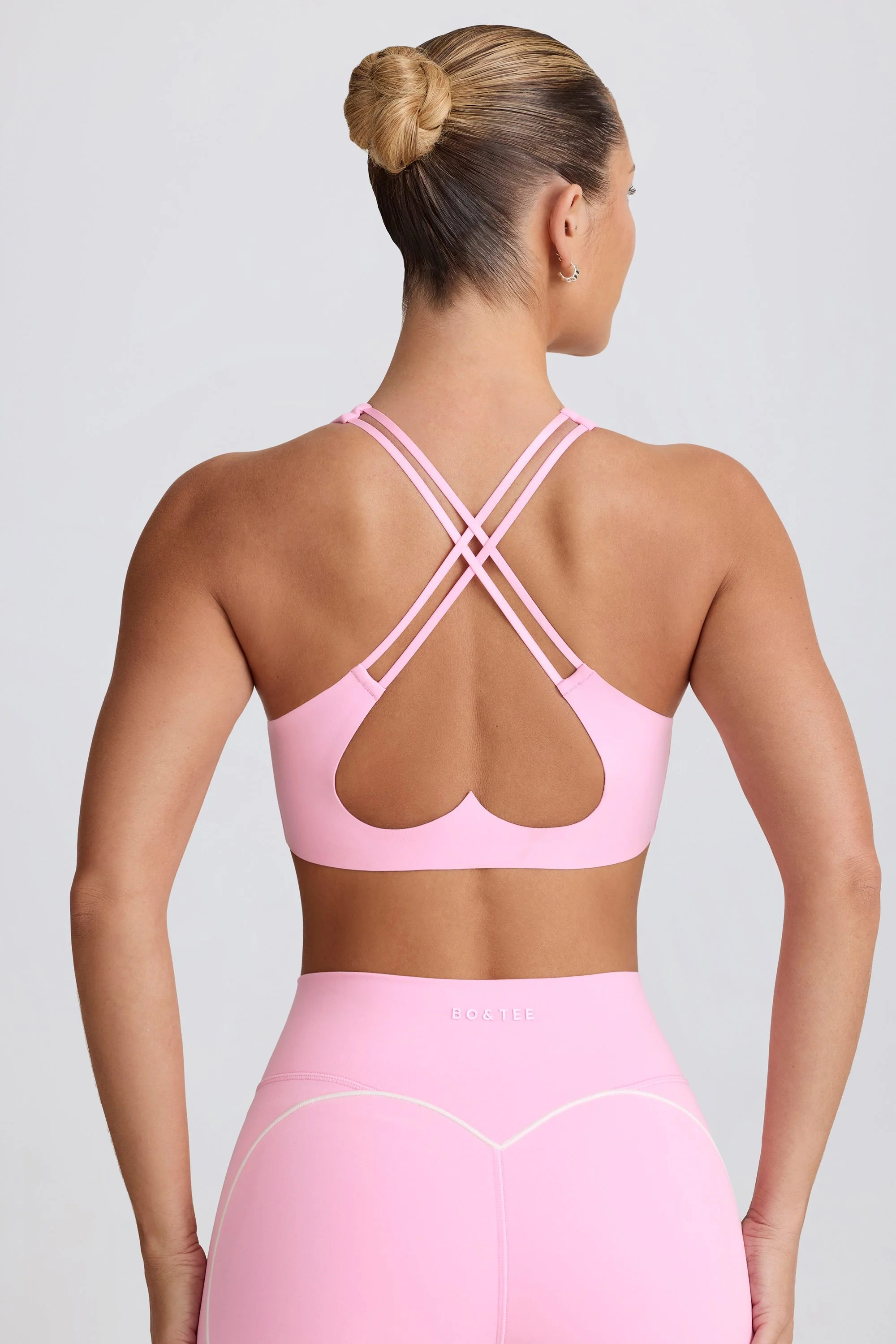 Soft Active V-Neck Sports Bra in Baby Pink | Bo&Tee