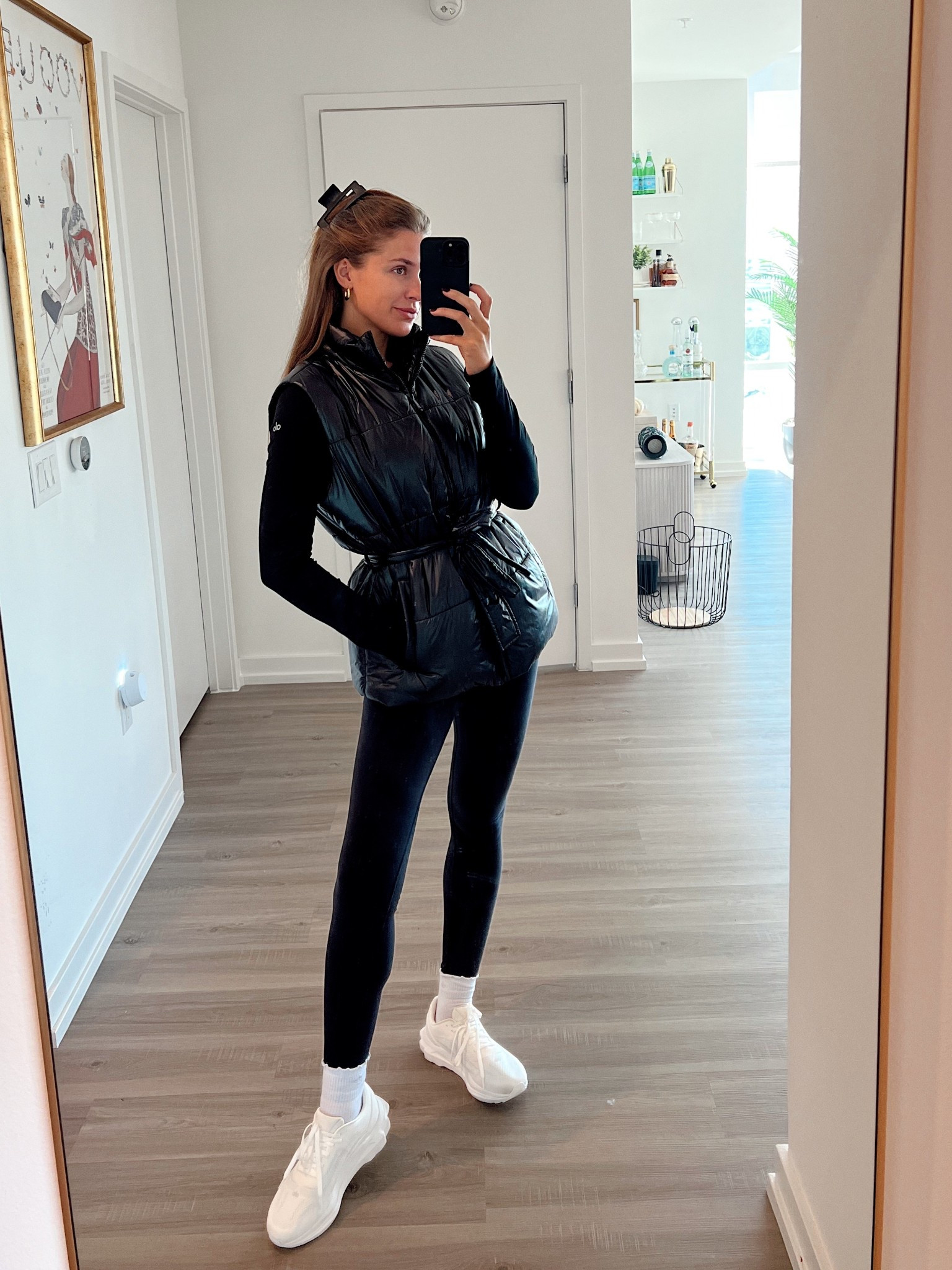 Cozy fit 🖤

#LTKGiftGuide #LTKStyleTip