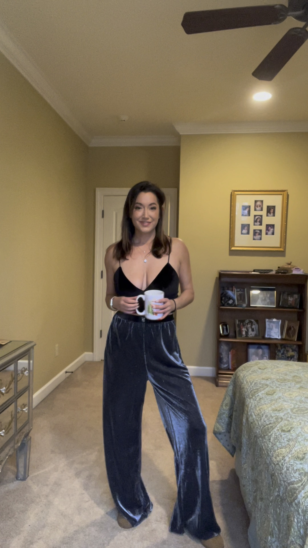 This set is sadly sold out but it is so so cute and I’m linking a few makeshift ways to recreate the look using both Amazon and the actual pants in a different set from Victoria Secret 👏🏼🤗🤗🤗🤗 

#LTKSeasonal #LTKfindsunder100 #LTKsalealert