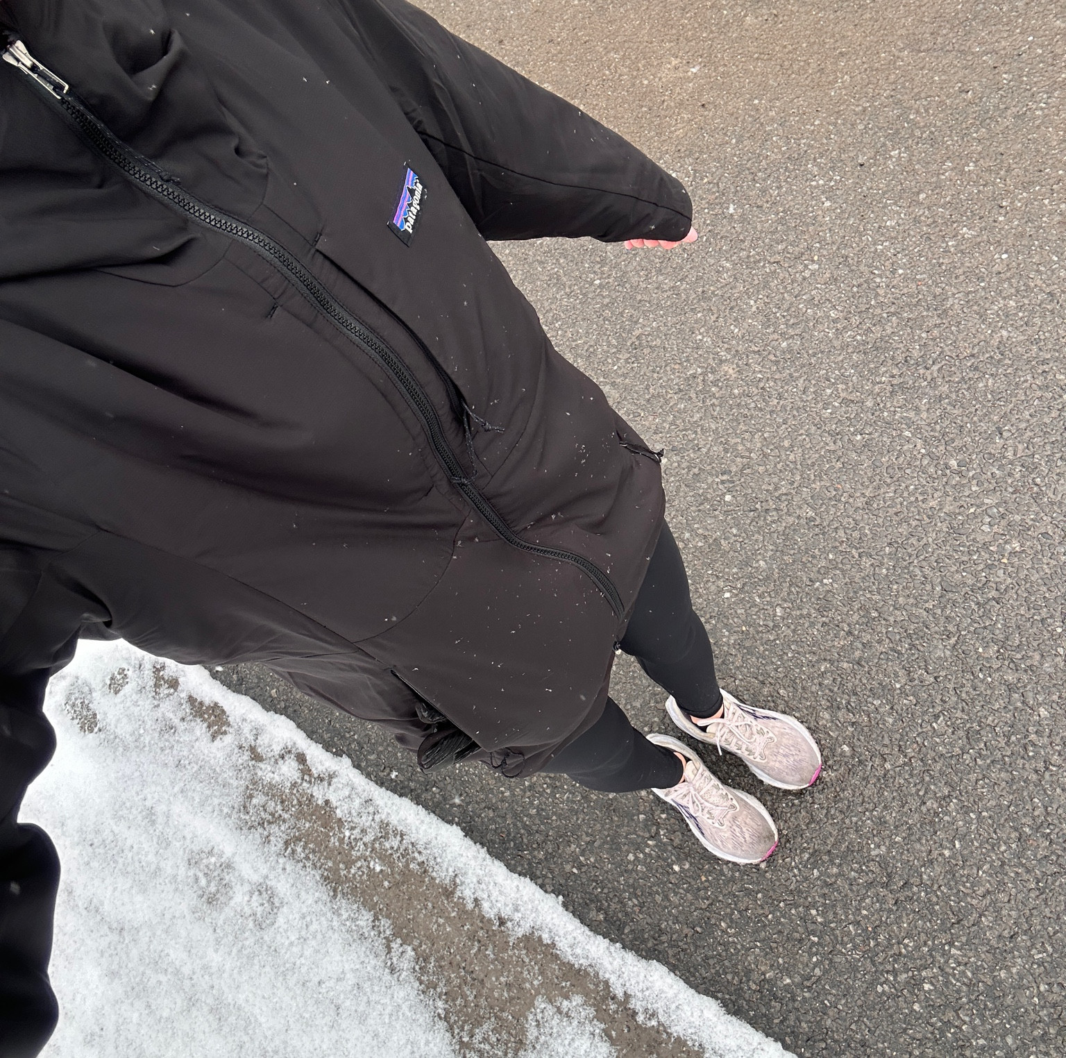 Go to running outfit when it’s chilly

Size medium jacket
Size 4 leggings
Size 8.5 shoes

#LTKcanada #LTKwinter #LTKfitness