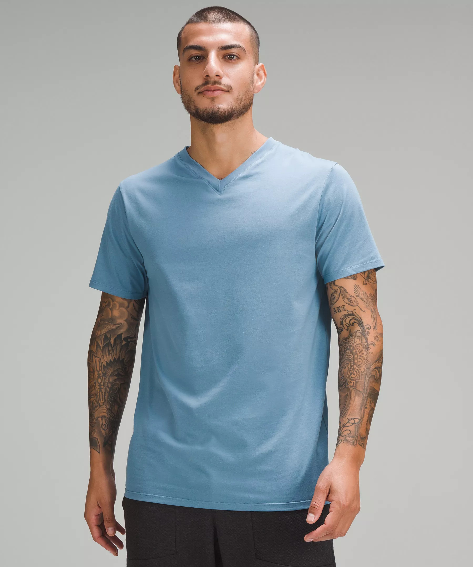 lululemon Fundamental V-Neck T-Shirt | lululemon (CA)