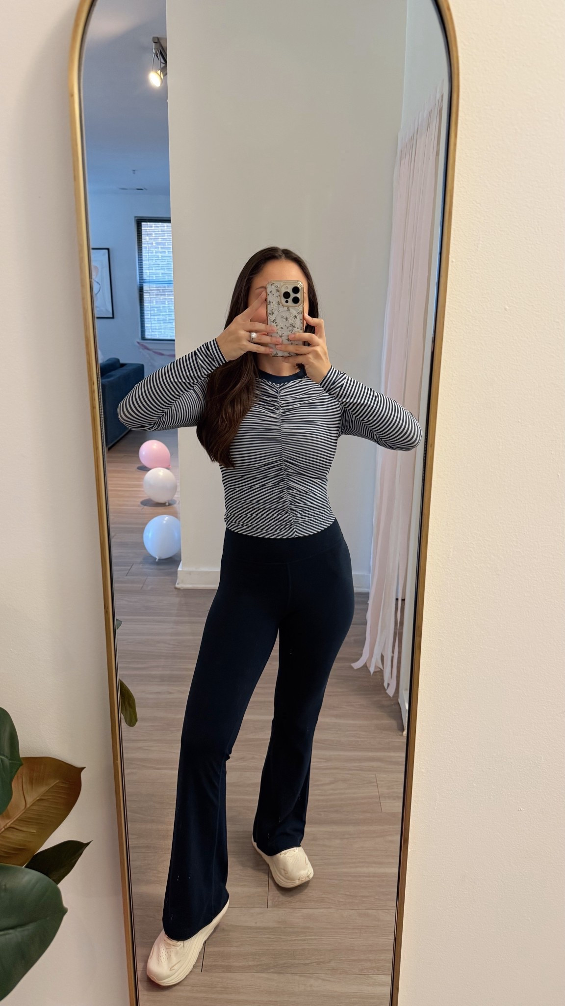 Workout set! Top - XS, flare leggings - 4 25” (size up)

#LTKPetite #LTKgrwm #LTKdayinmylife