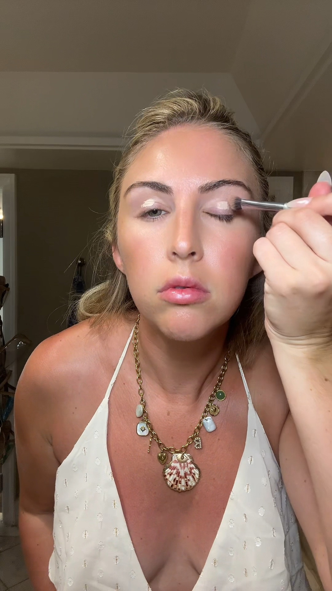 GRWM makeup edition 💋💄

#LTKGiftGuide #LTKTravel #LTKBeauty